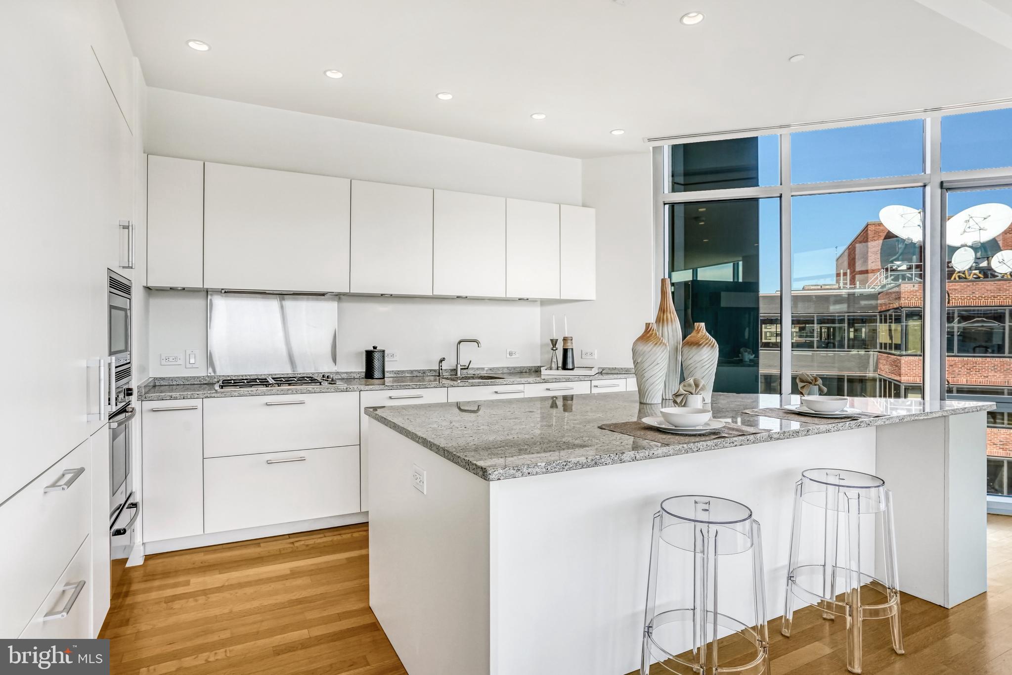 WEST END - Residential