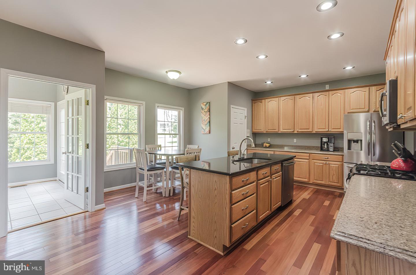 EASTLAND - Residential