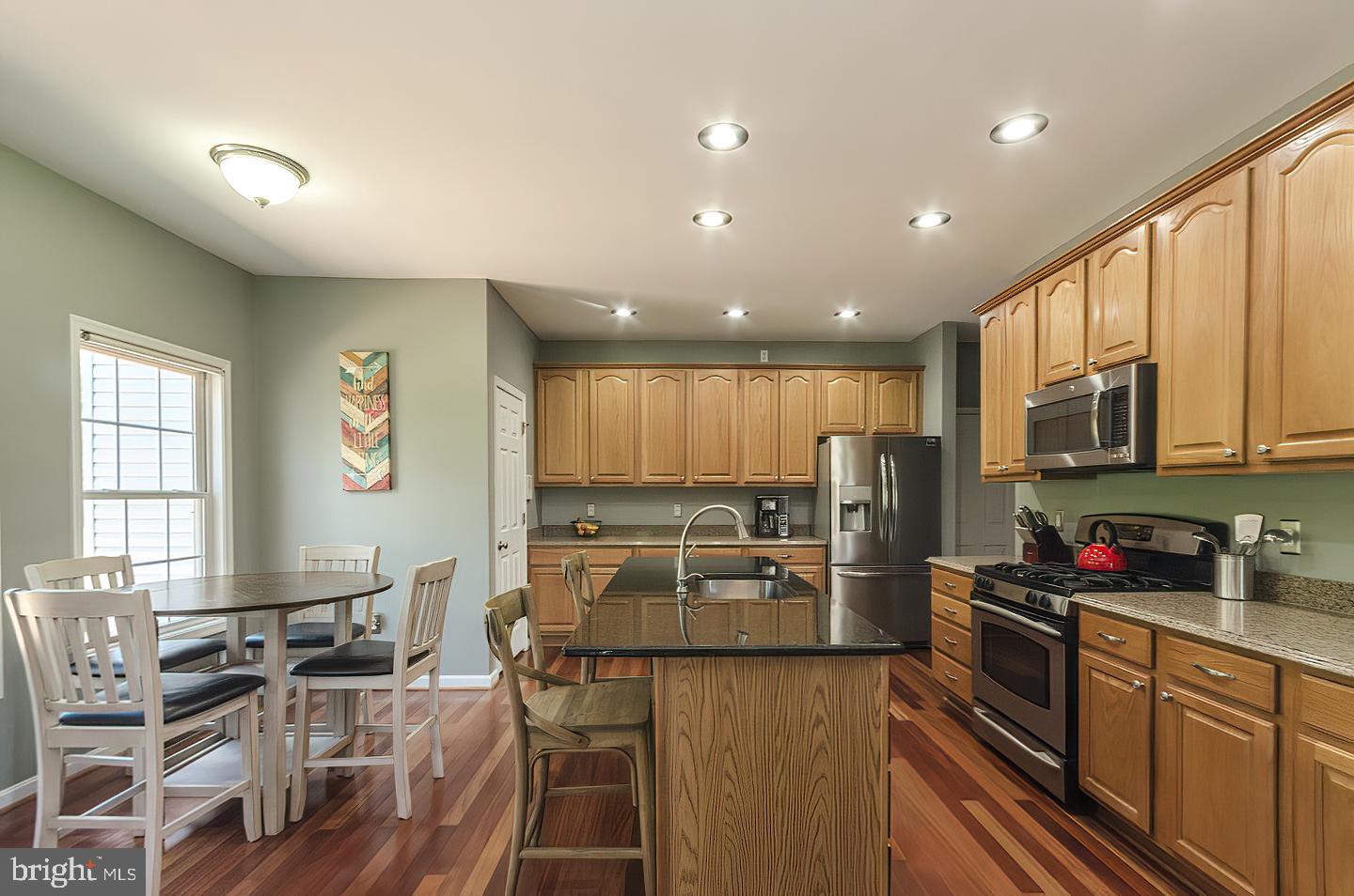 EASTLAND - Residential