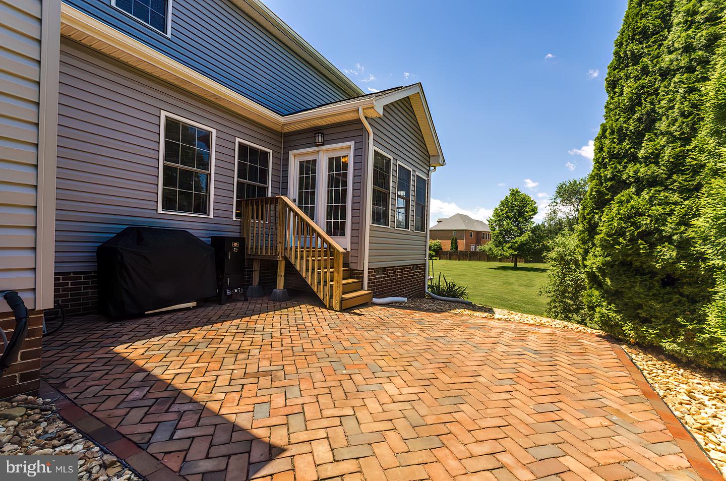 EASTLAND - Residential