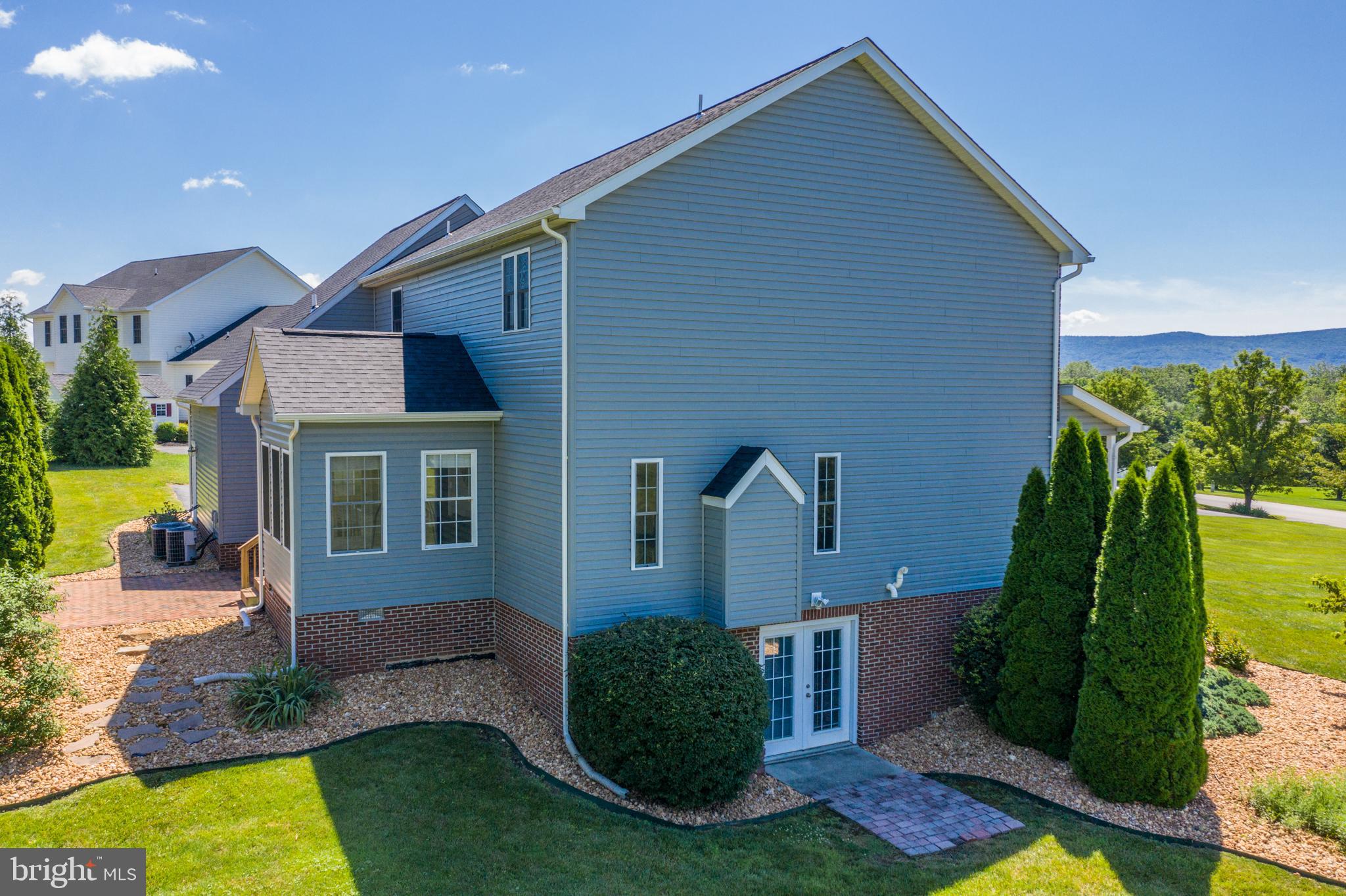 EASTLAND - Residential