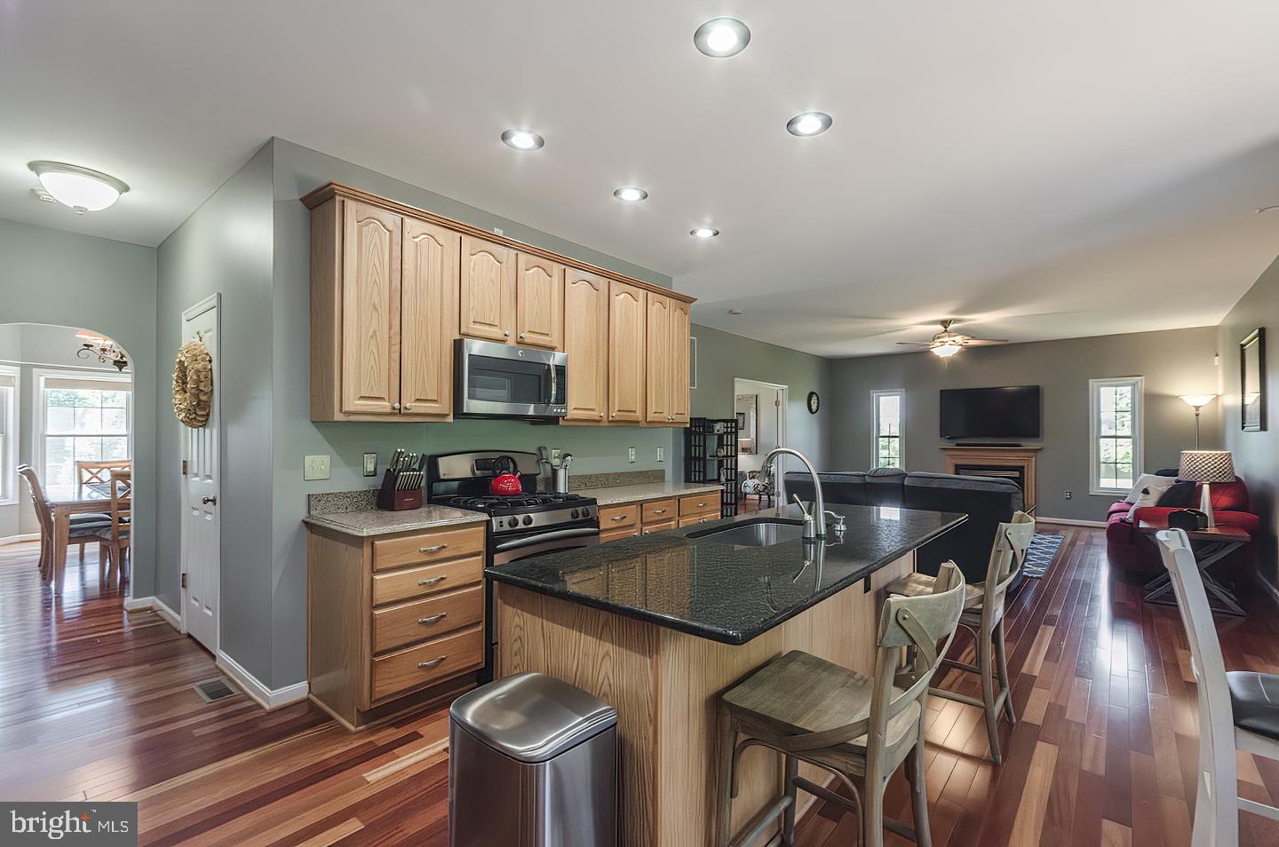 EASTLAND - Residential