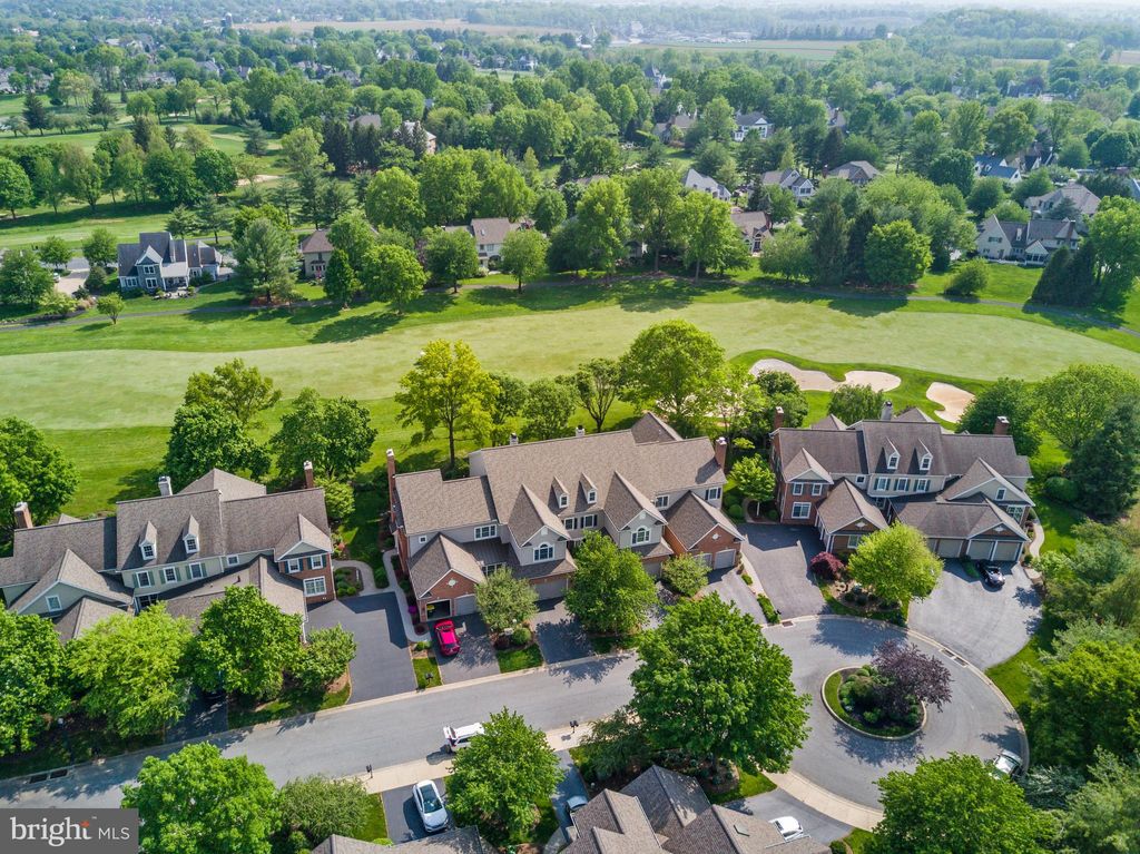 Photo of 642 NORTHFIELD RD, LITITZ, PA 17543 (MLS # PALA2034854)