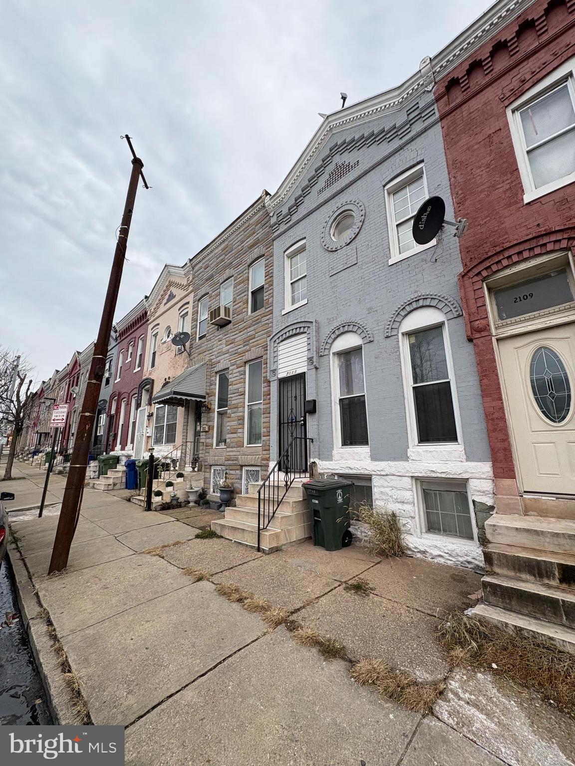 2109 N FULTON AVENUE N