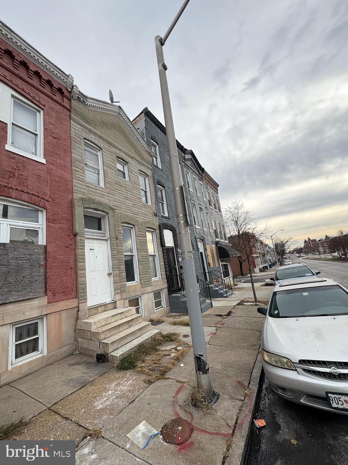 2109 N FULTON AVENUE N