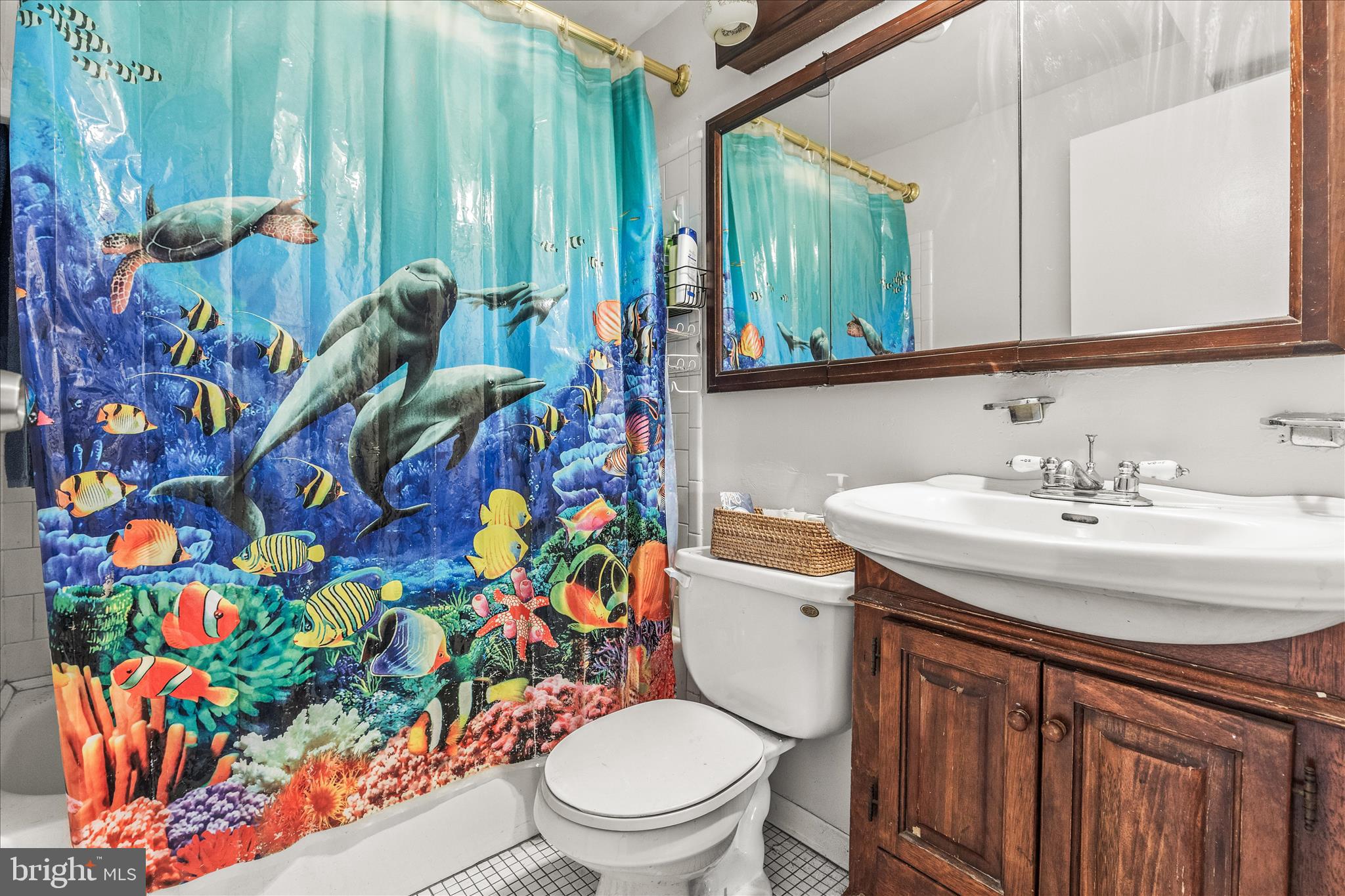 LODGE FOREST MANOR - Residential