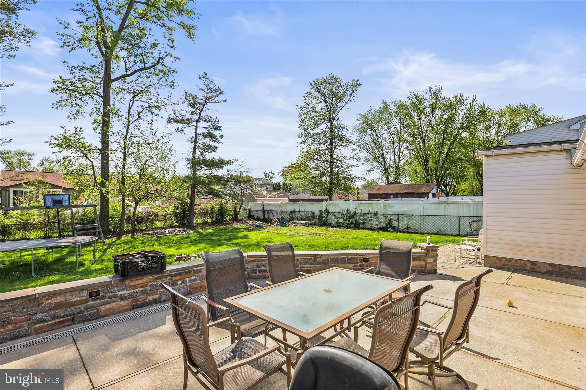 LODGE FOREST MANOR - Residential