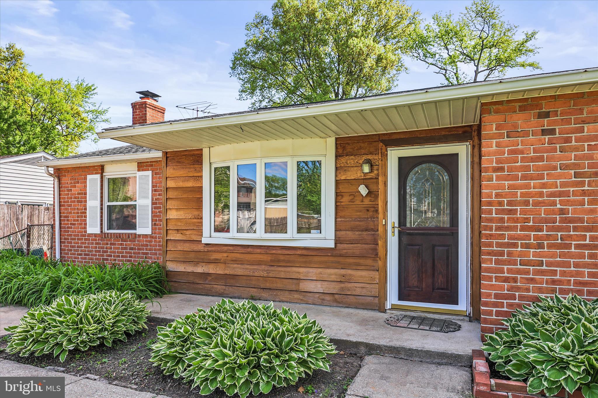 LODGE FOREST MANOR - Residential