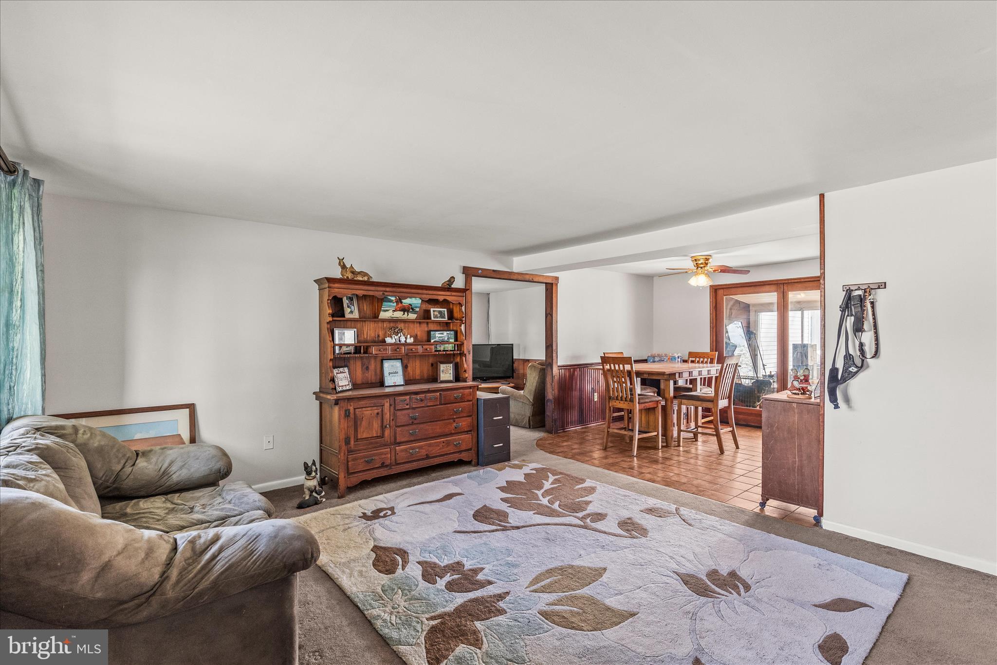 LODGE FOREST MANOR - Residential