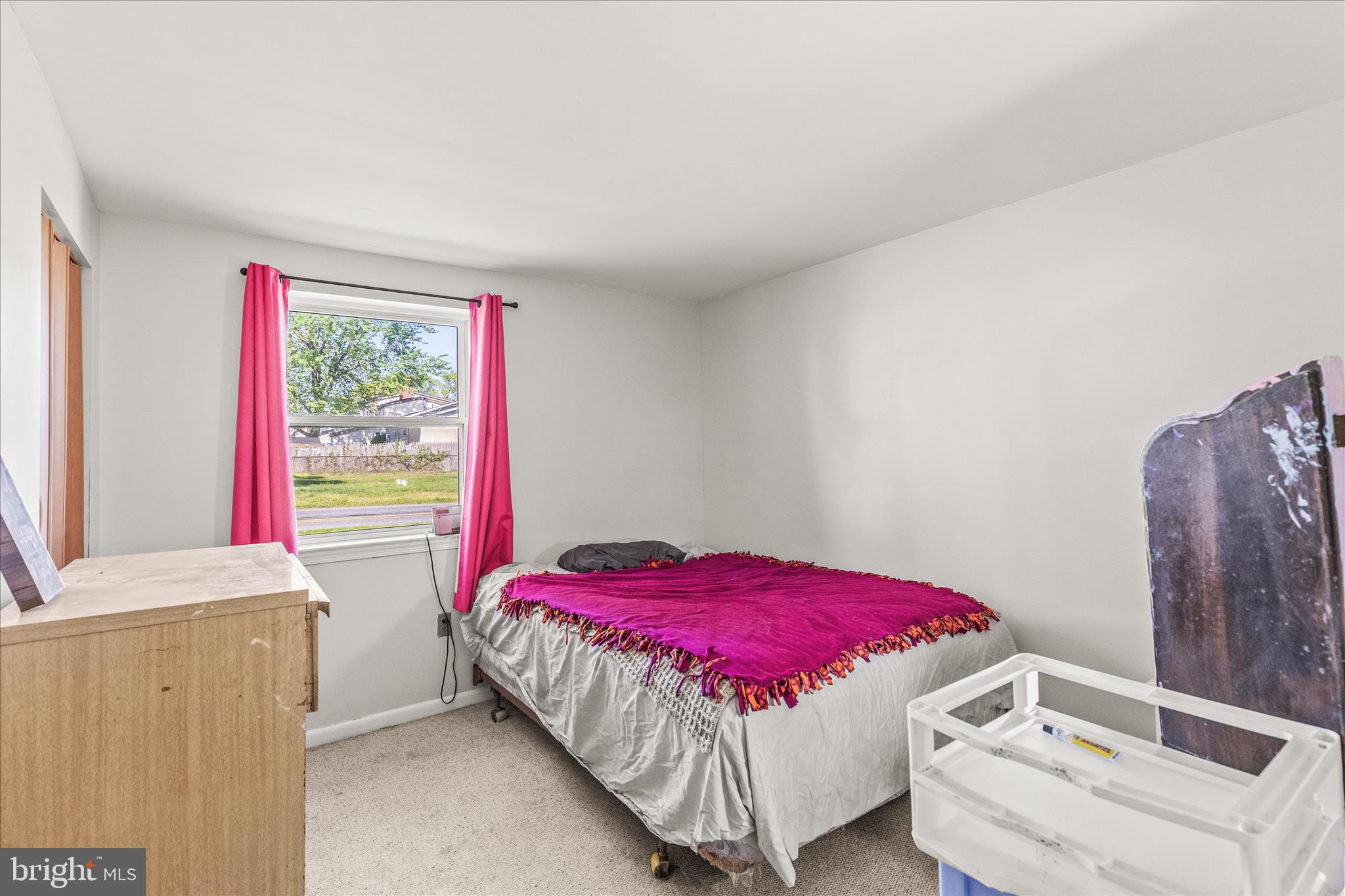 LODGE FOREST MANOR - Residential