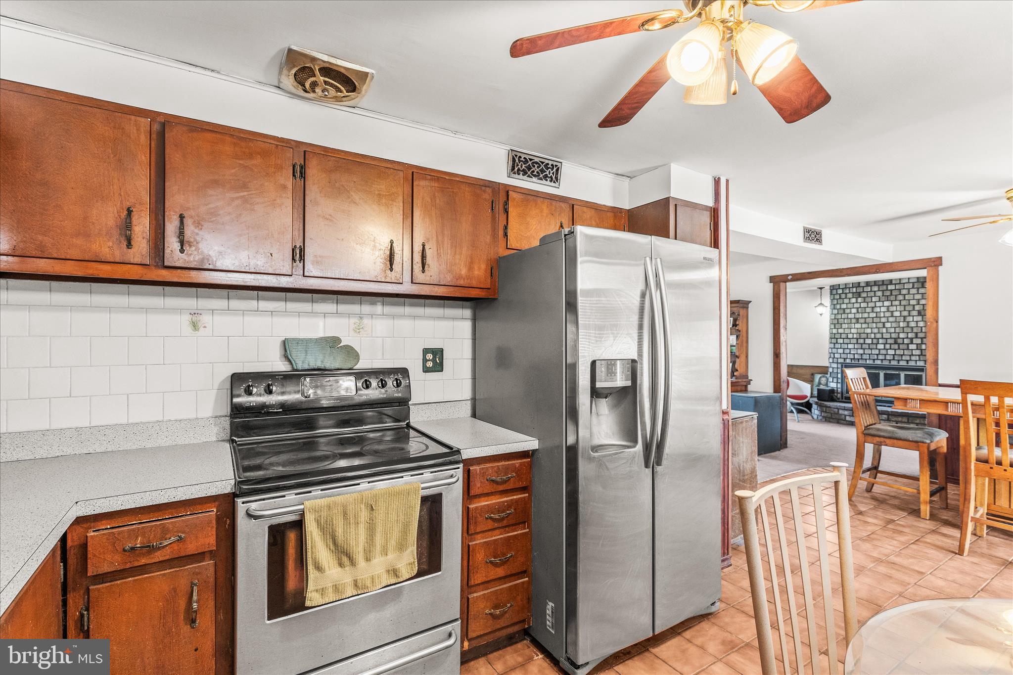 LODGE FOREST MANOR - Residential