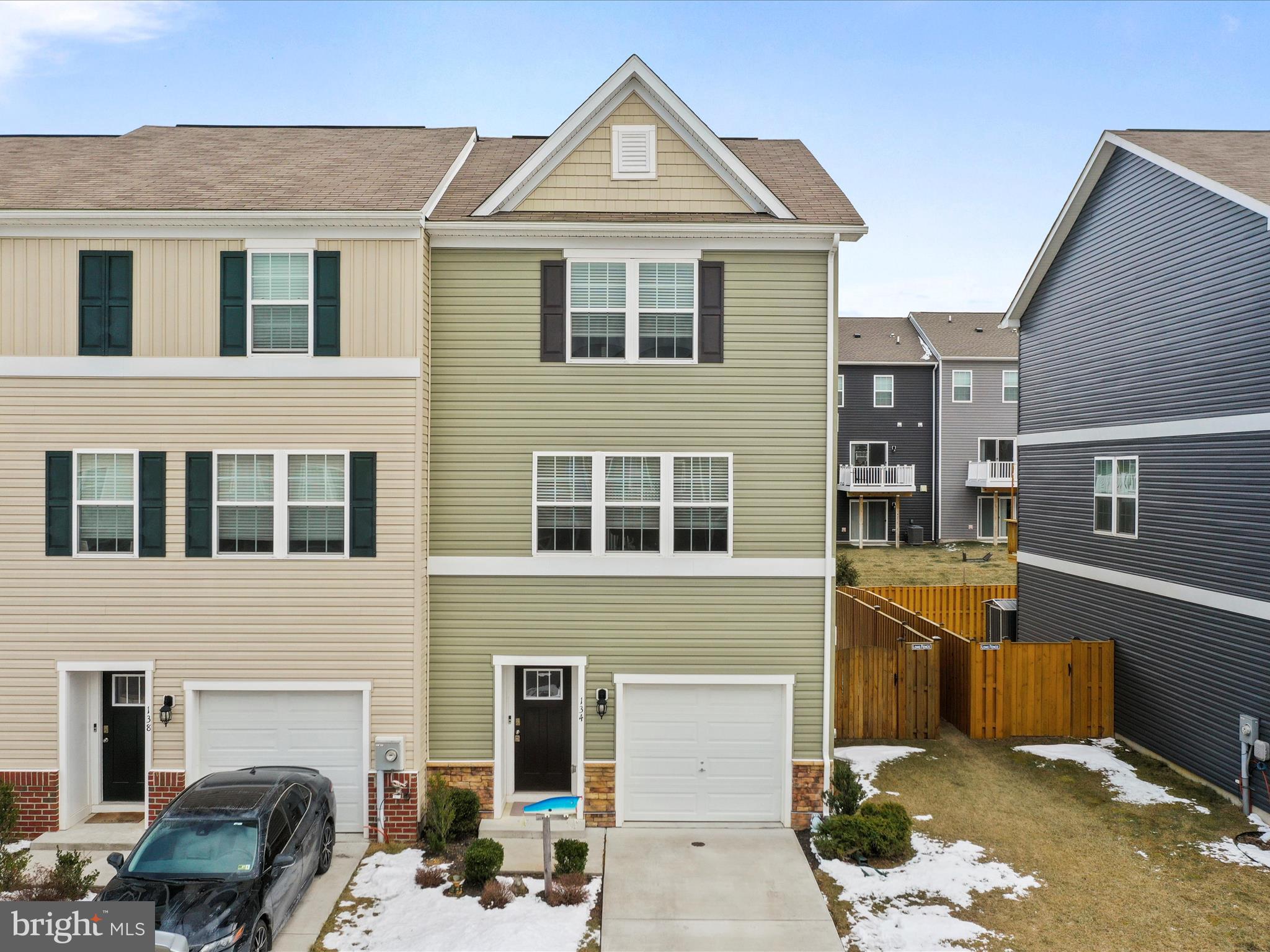 BERKELEY RIDGE - Residential