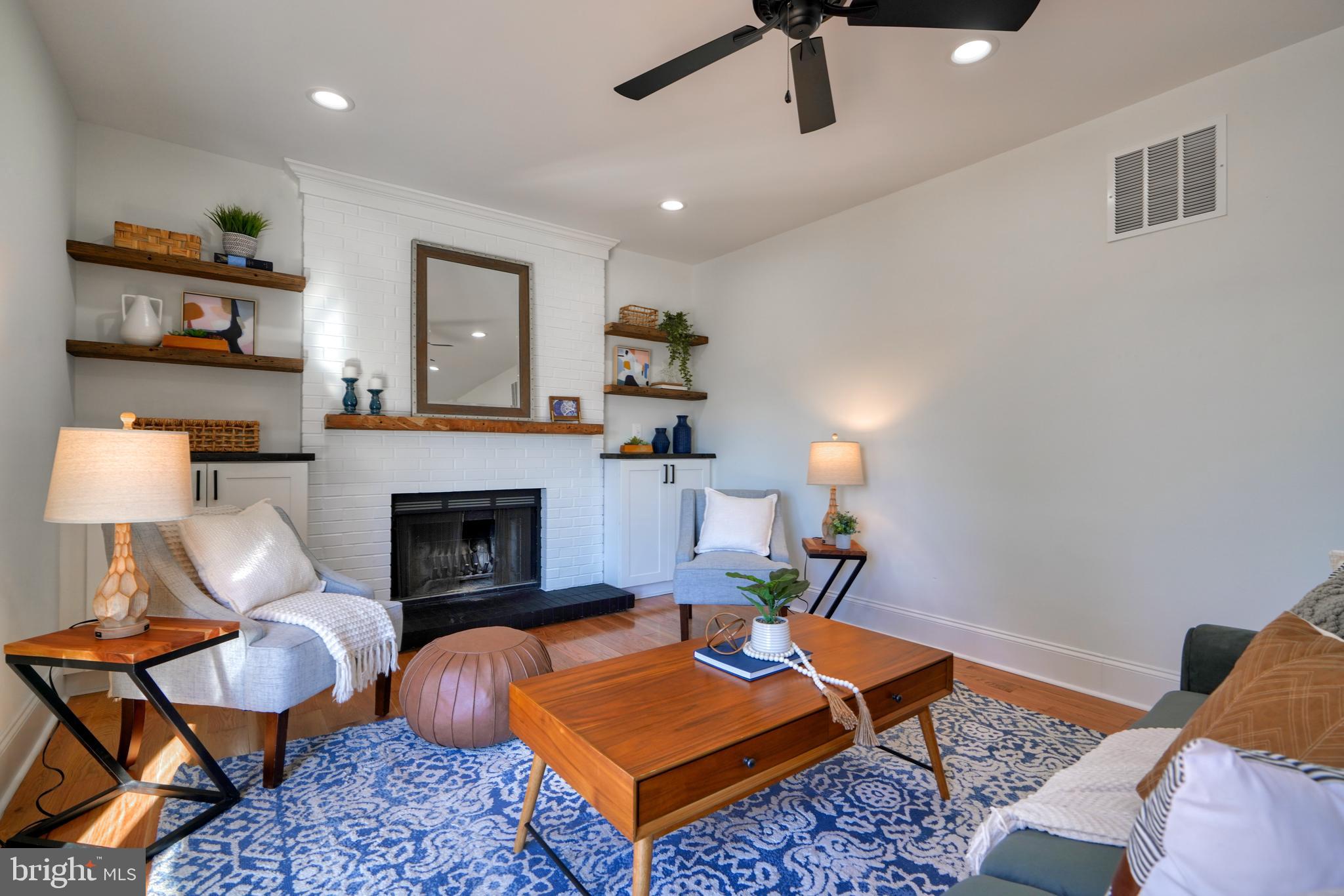 GREEN VALLEY MANOR - Residential