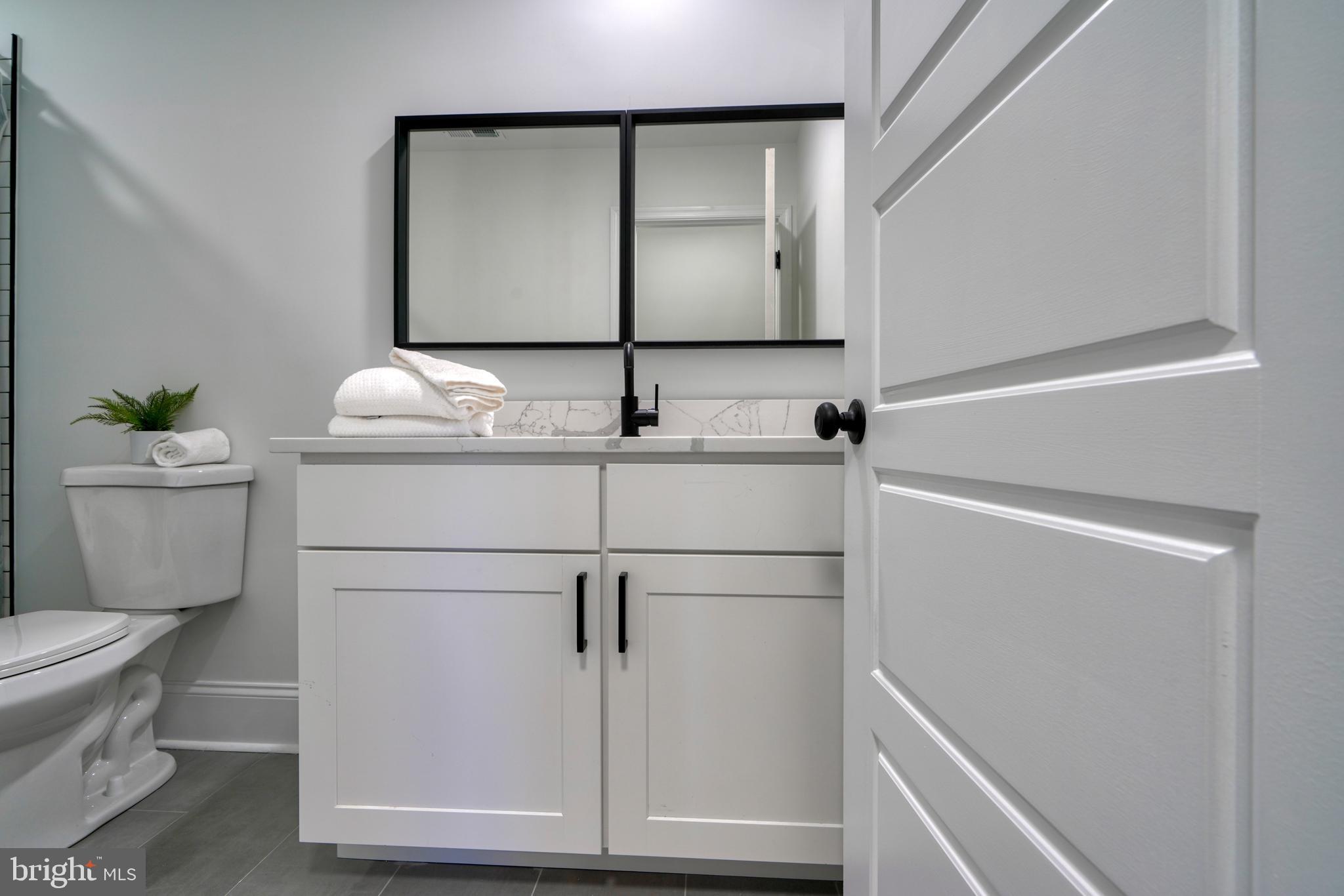 GREEN VALLEY MANOR - Residential