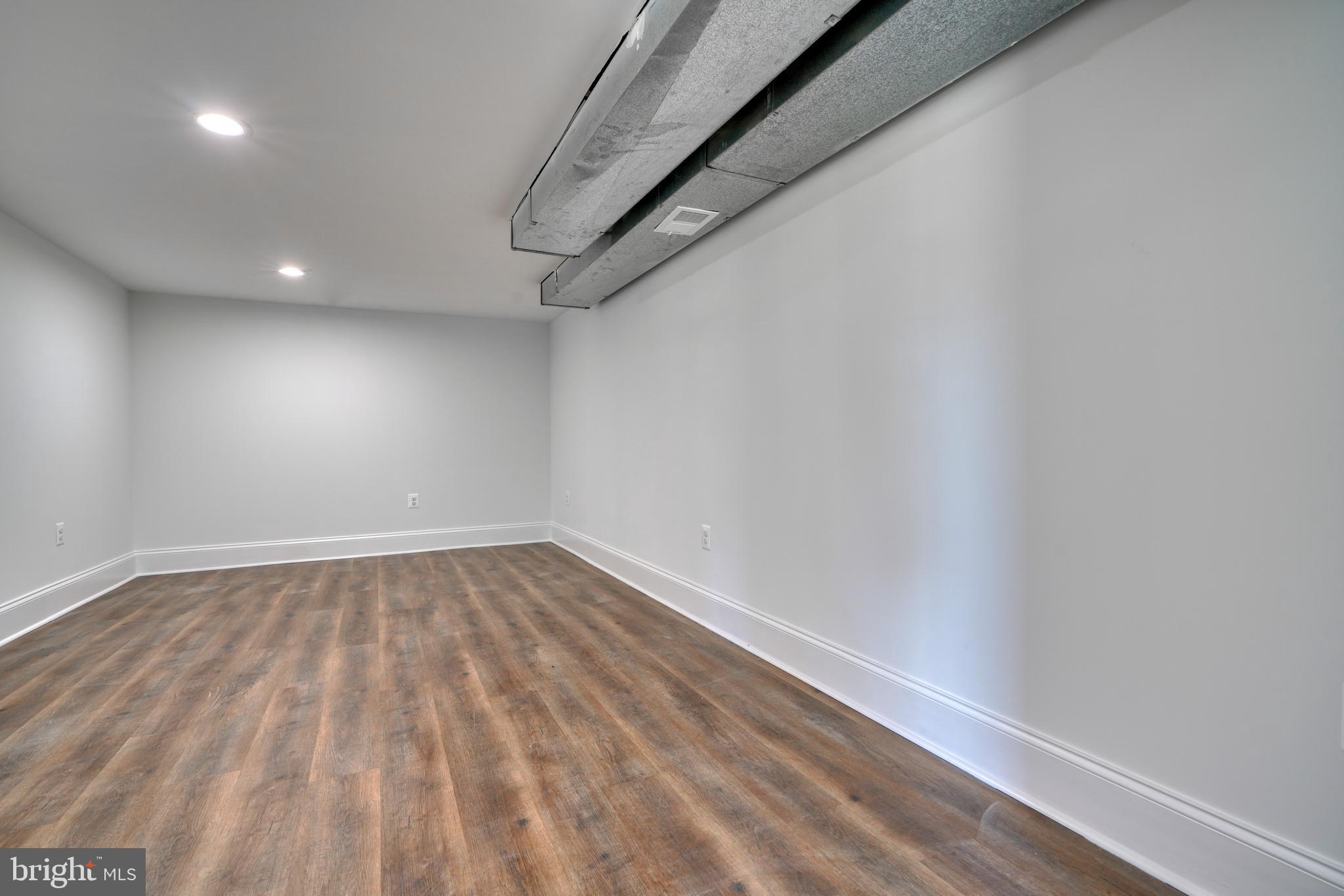 GREEN VALLEY MANOR - Residential