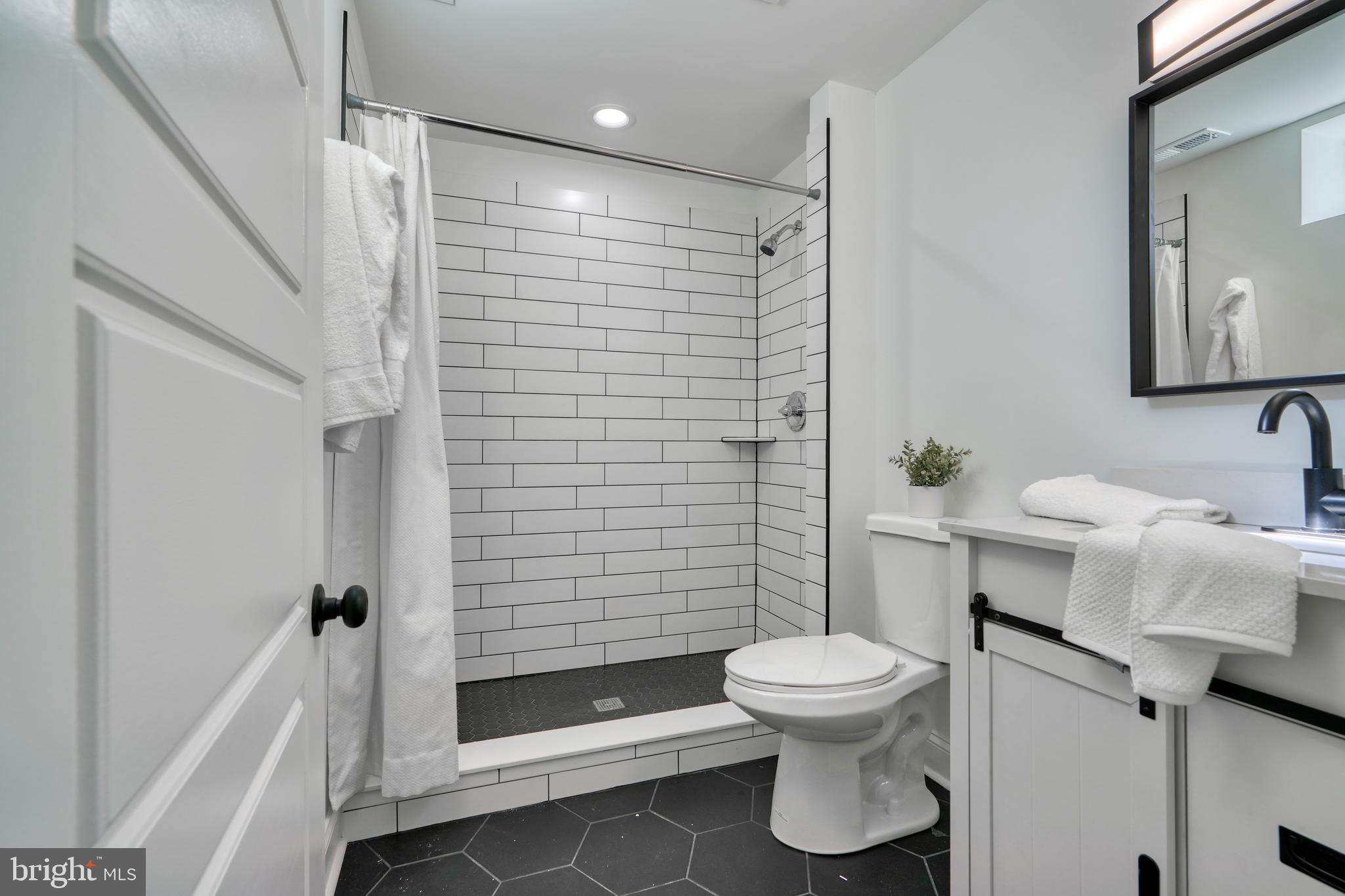 GREEN VALLEY MANOR - Residential