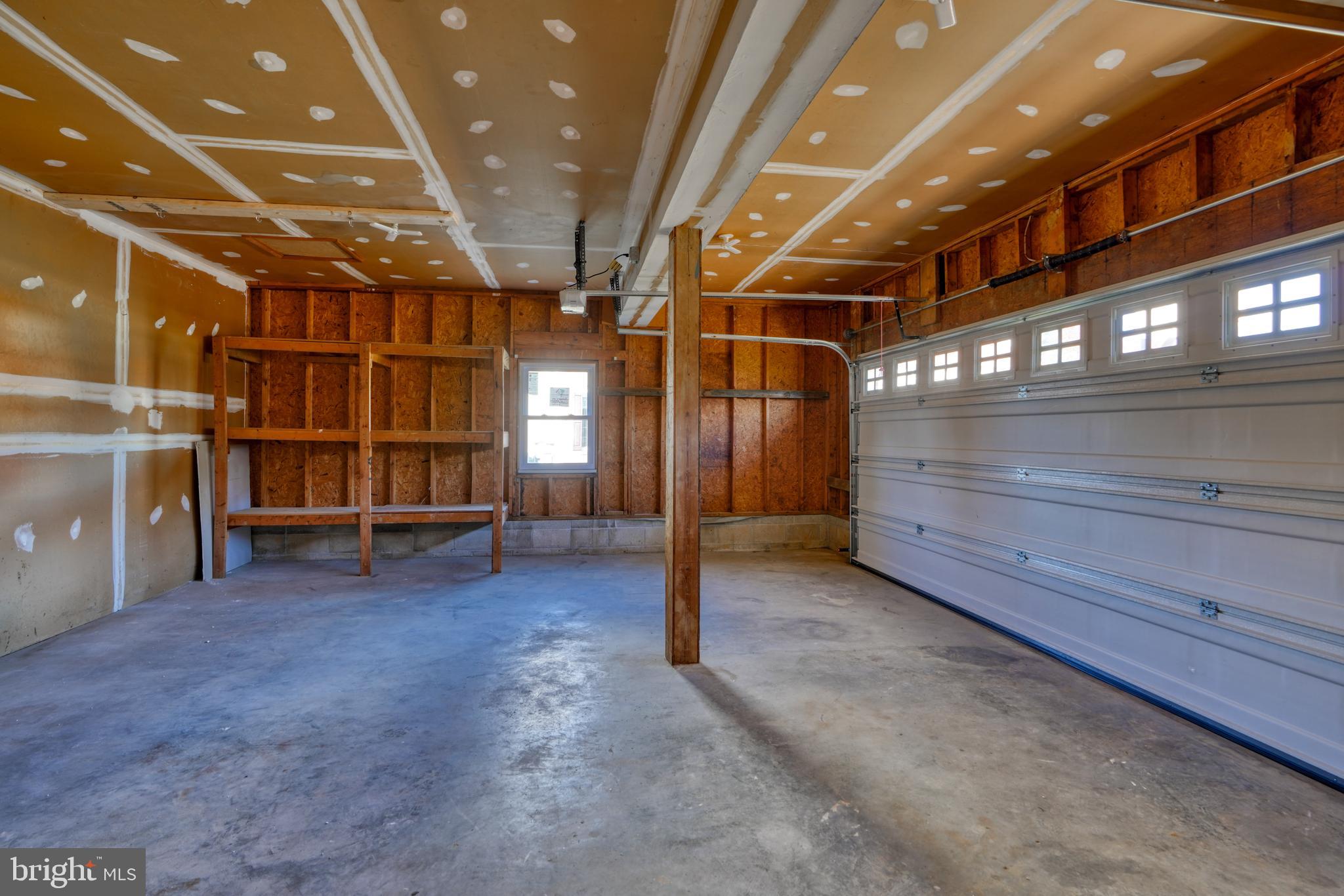 GREEN VALLEY MANOR - Residential