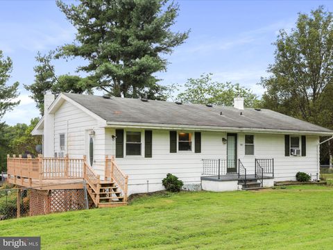 903 COVERSTONE ROAD FORT VALLEY VA 22652