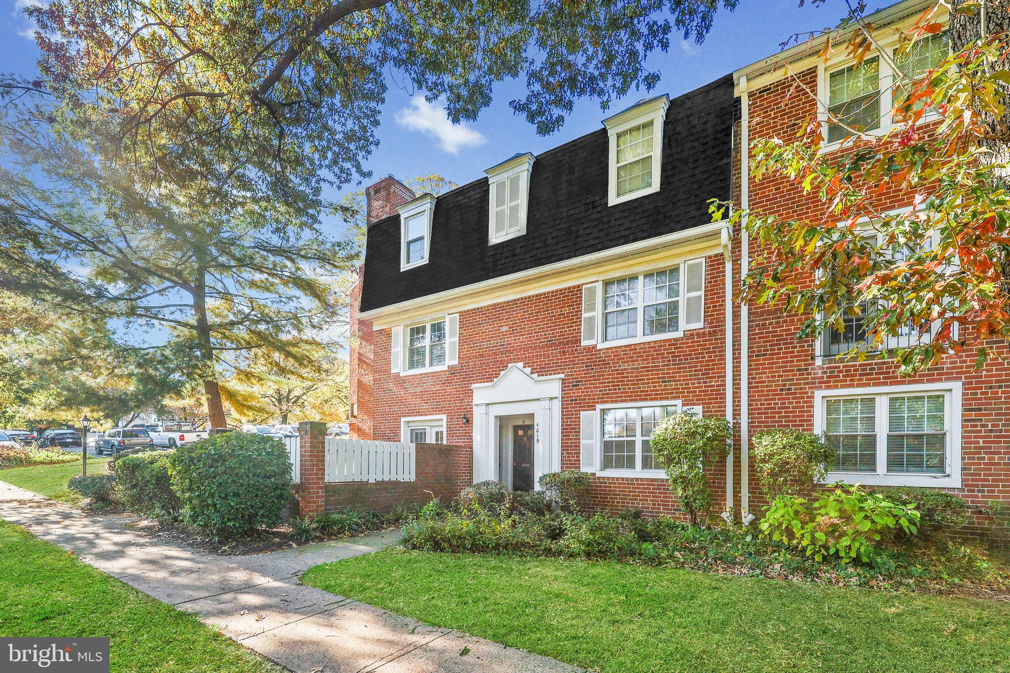 THE ARLINGTON - Residential