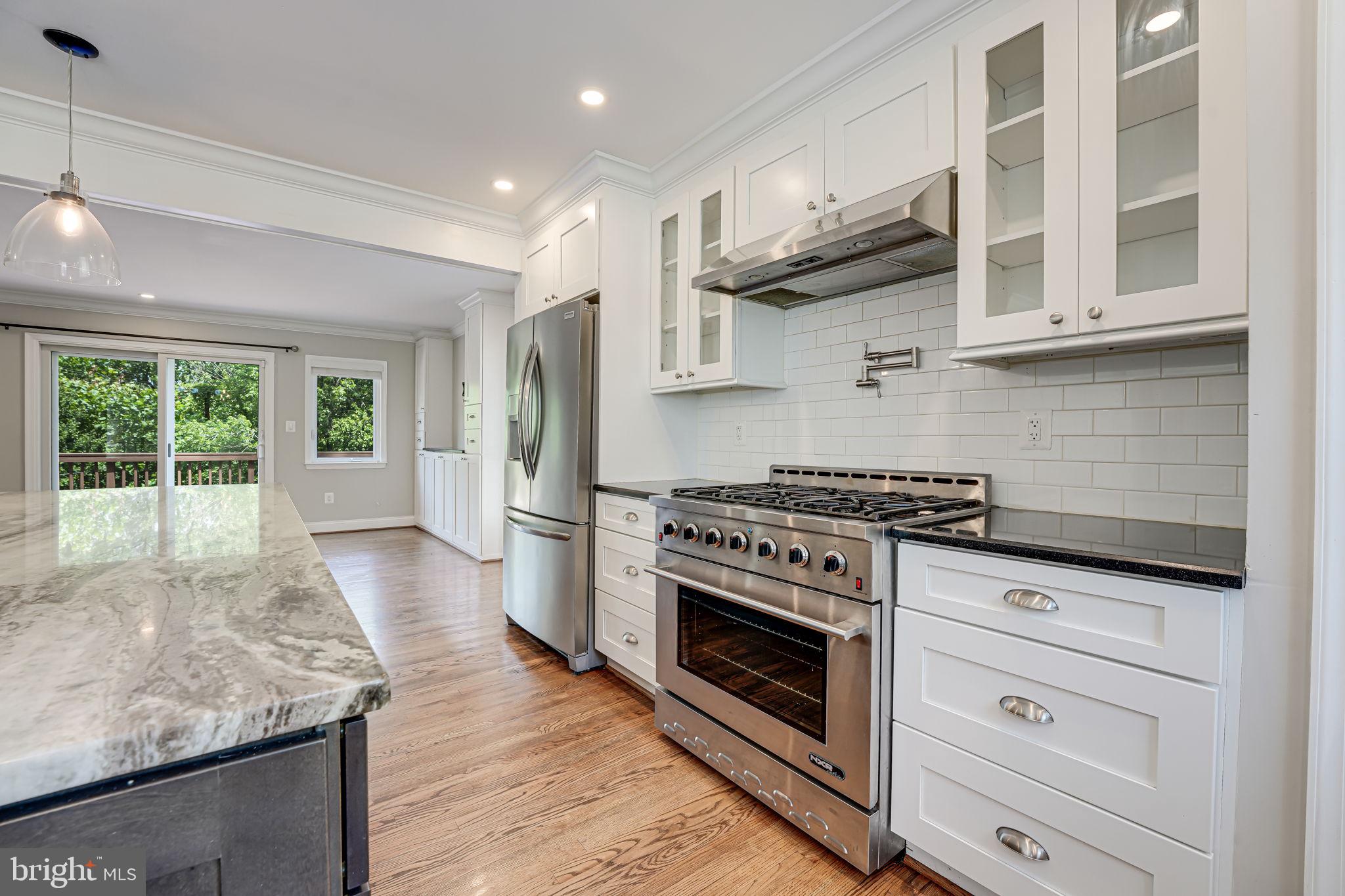 STRATFORD ON THE POTOMAC - Residential Lease