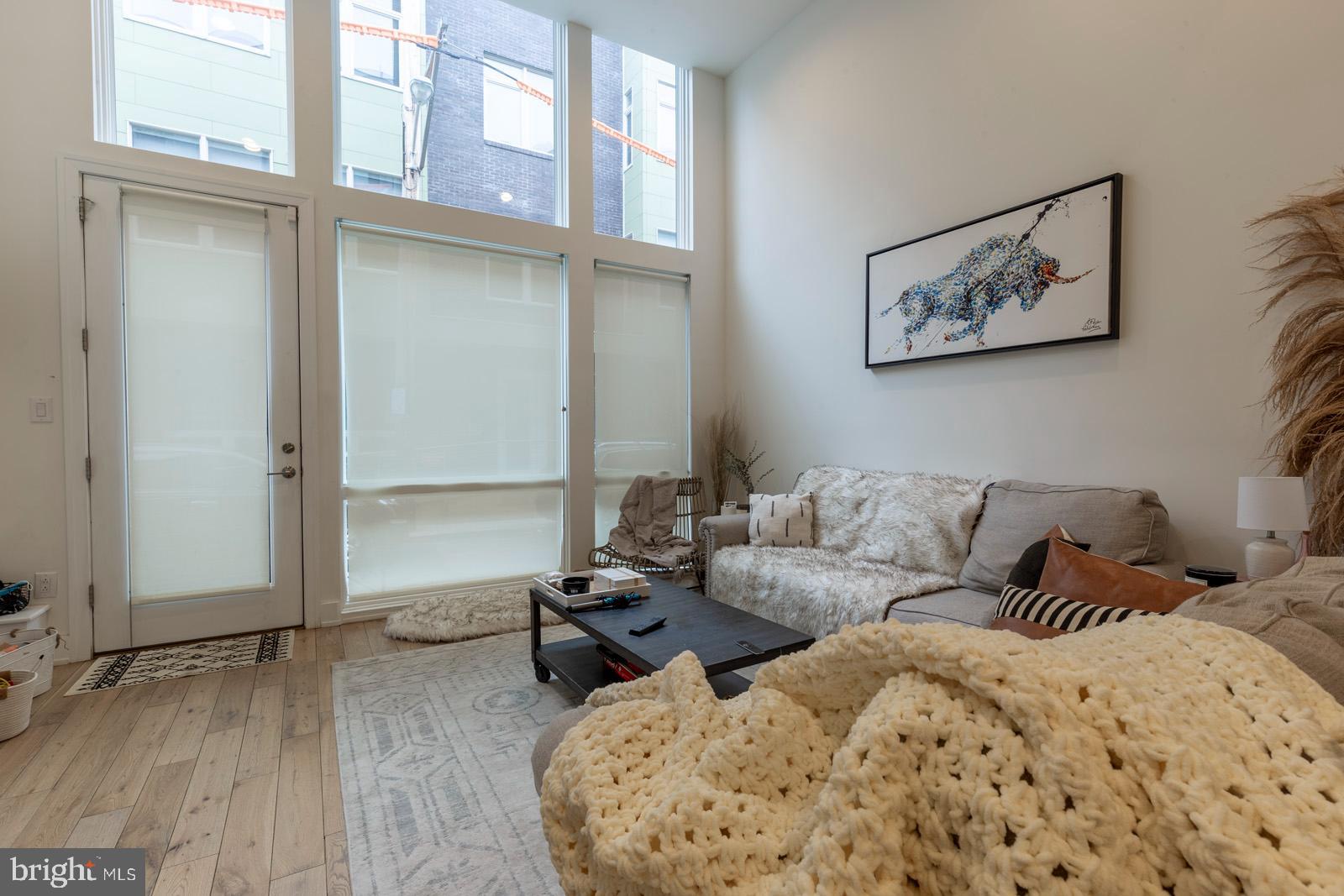 OLDE KENSINGTON - Residential Lease