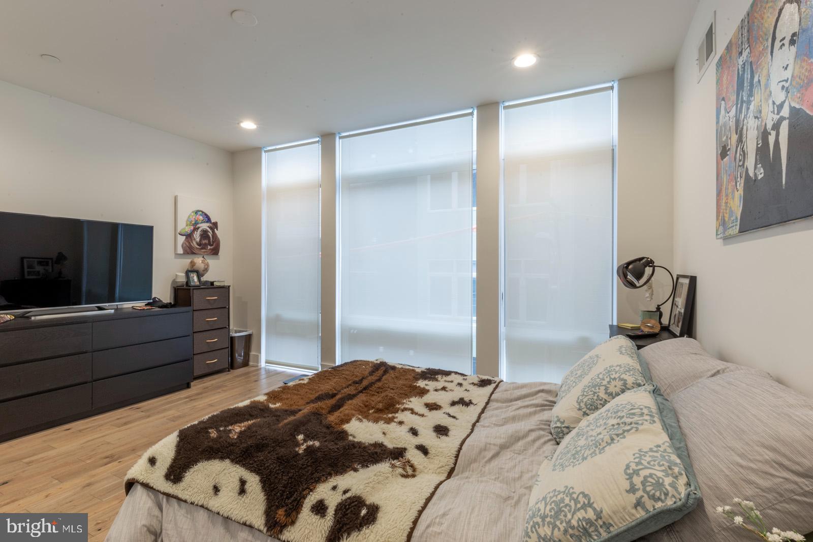 OLDE KENSINGTON - Residential Lease