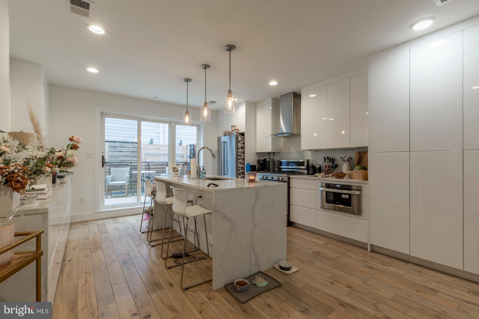 OLDE KENSINGTON - Residential Lease