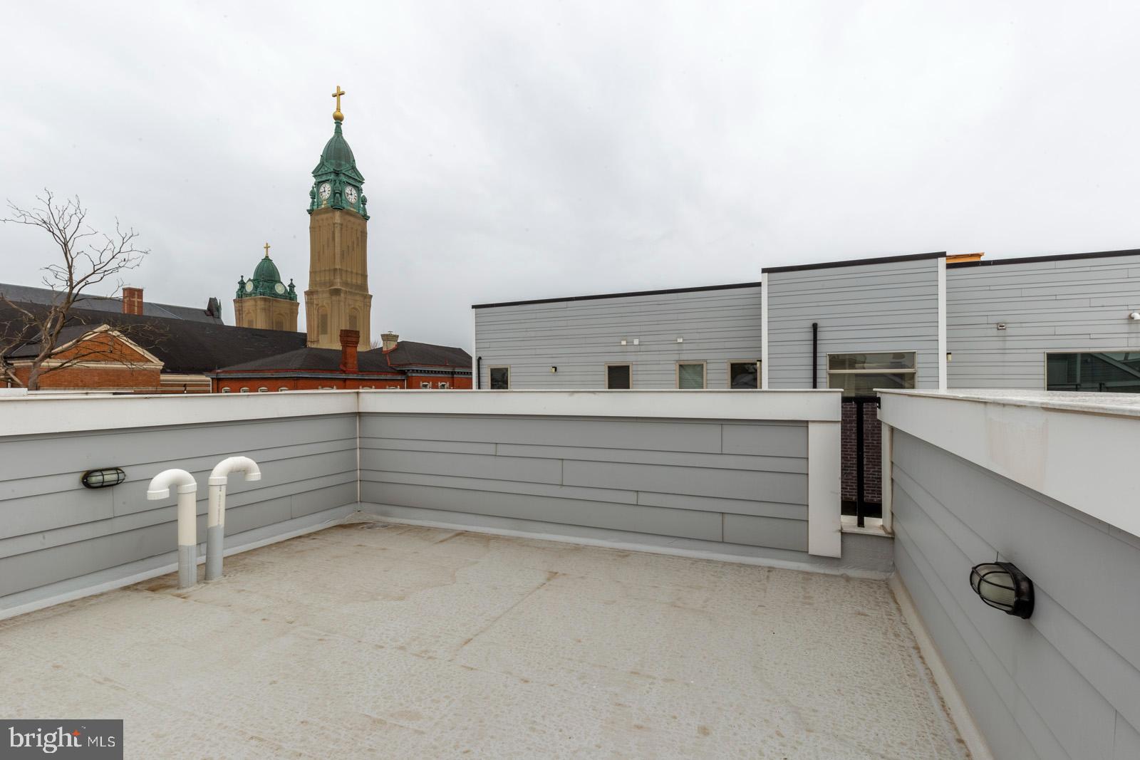 OLDE KENSINGTON - Residential Lease