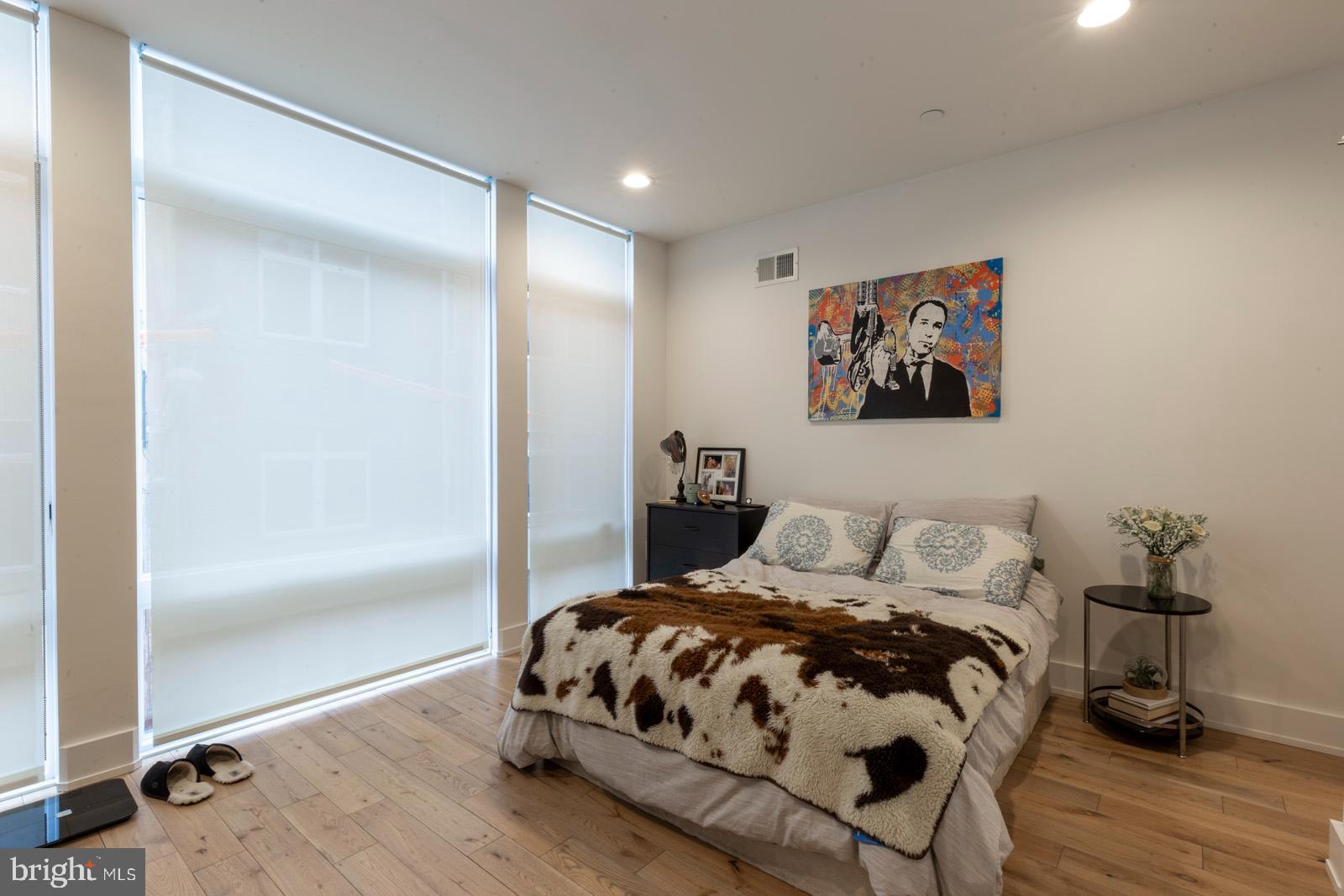 OLDE KENSINGTON - Residential Lease