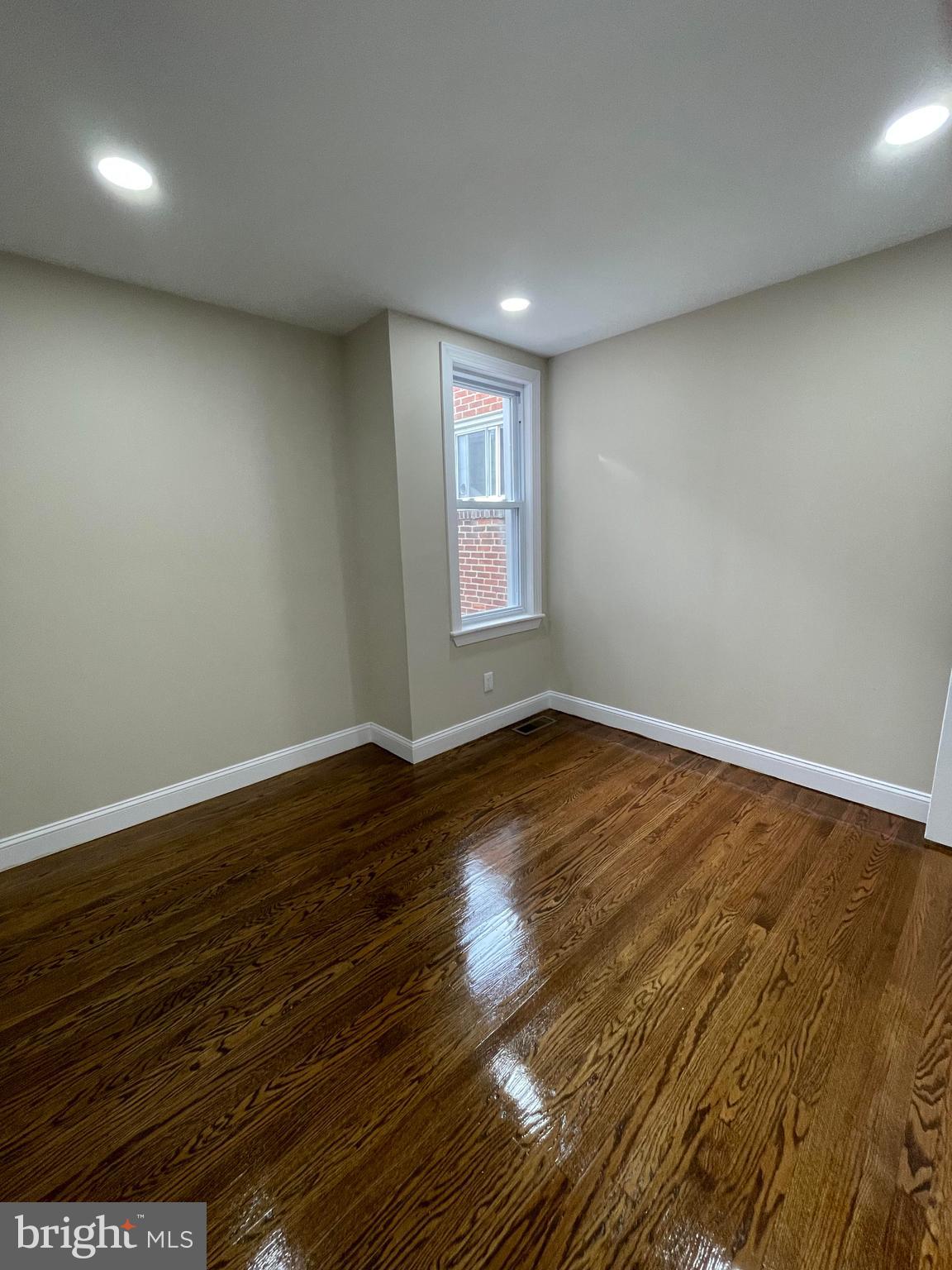 GERMANTOWN - Residential