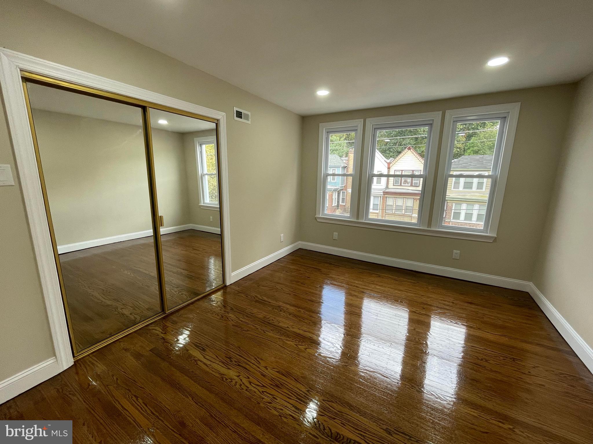 GERMANTOWN - Residential