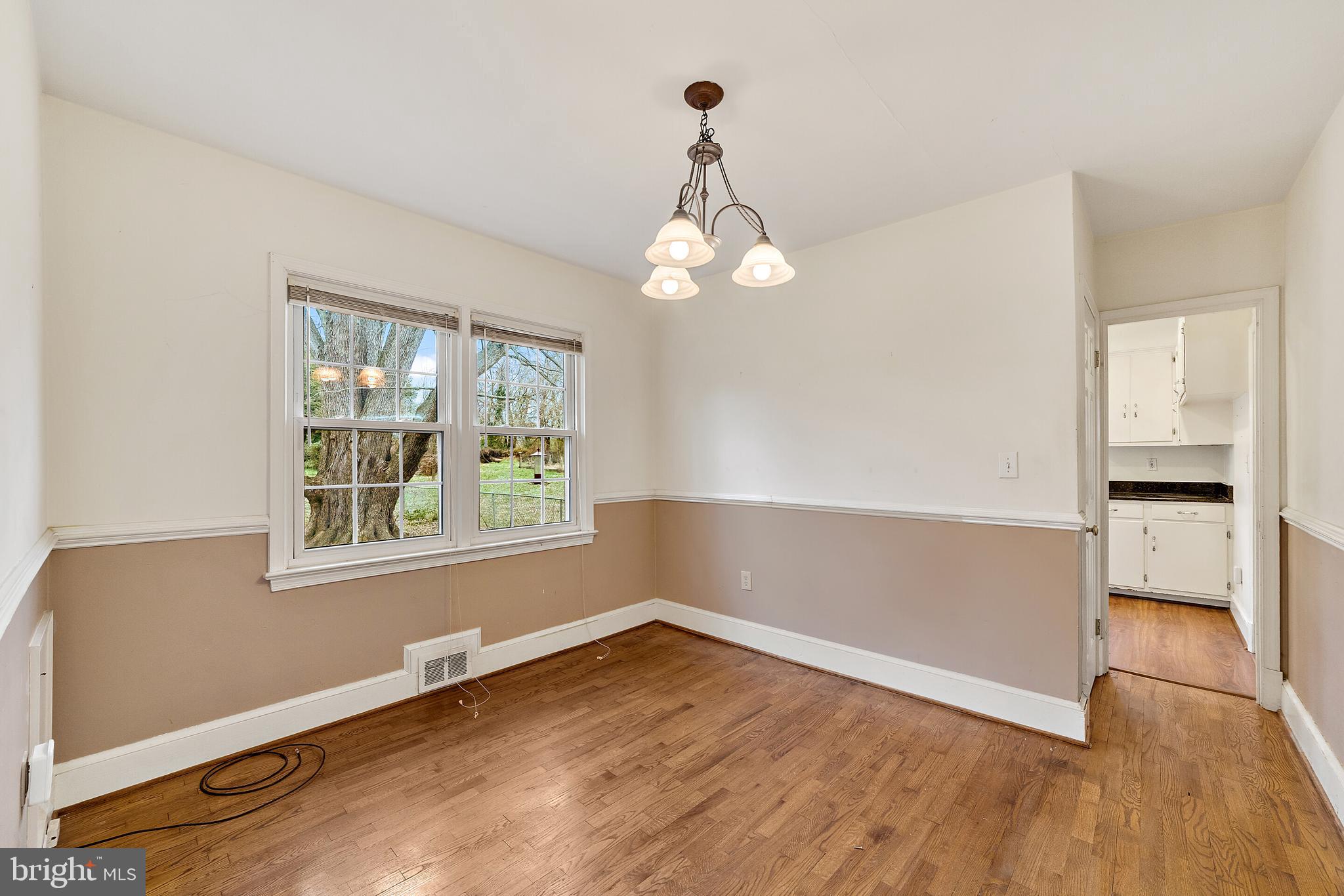 FOXHILLS - Residential