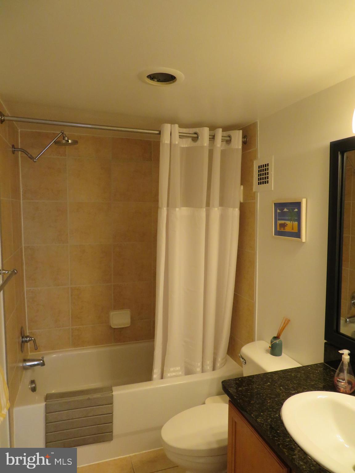 MICA CODM @ SILVER SPRING - Residential Lease