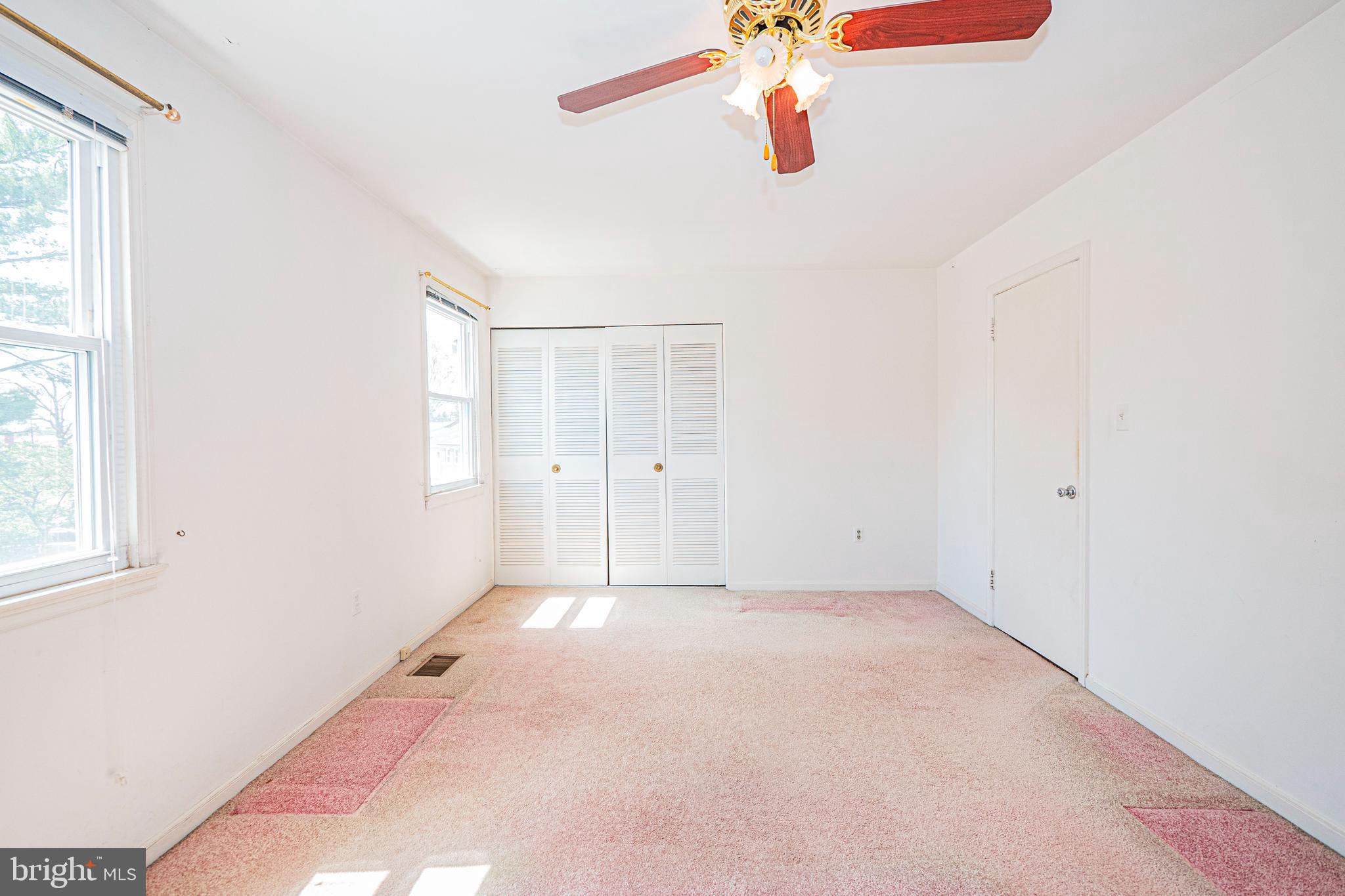 SHADY GROVE VILLAGE - Residential