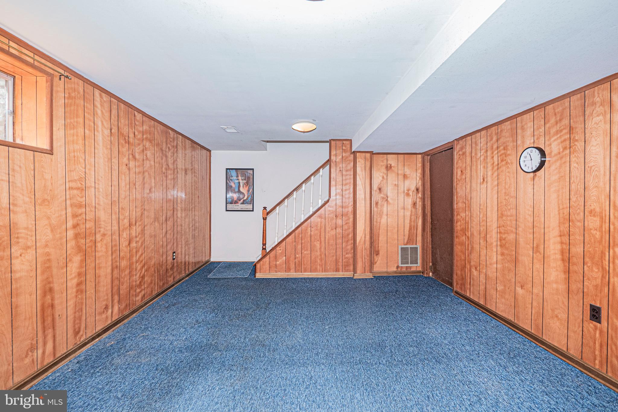 SHADY GROVE VILLAGE - Residential