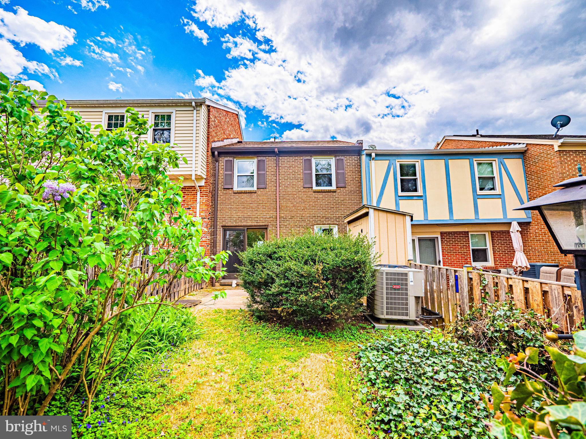 SHADY GROVE VILLAGE - Residential