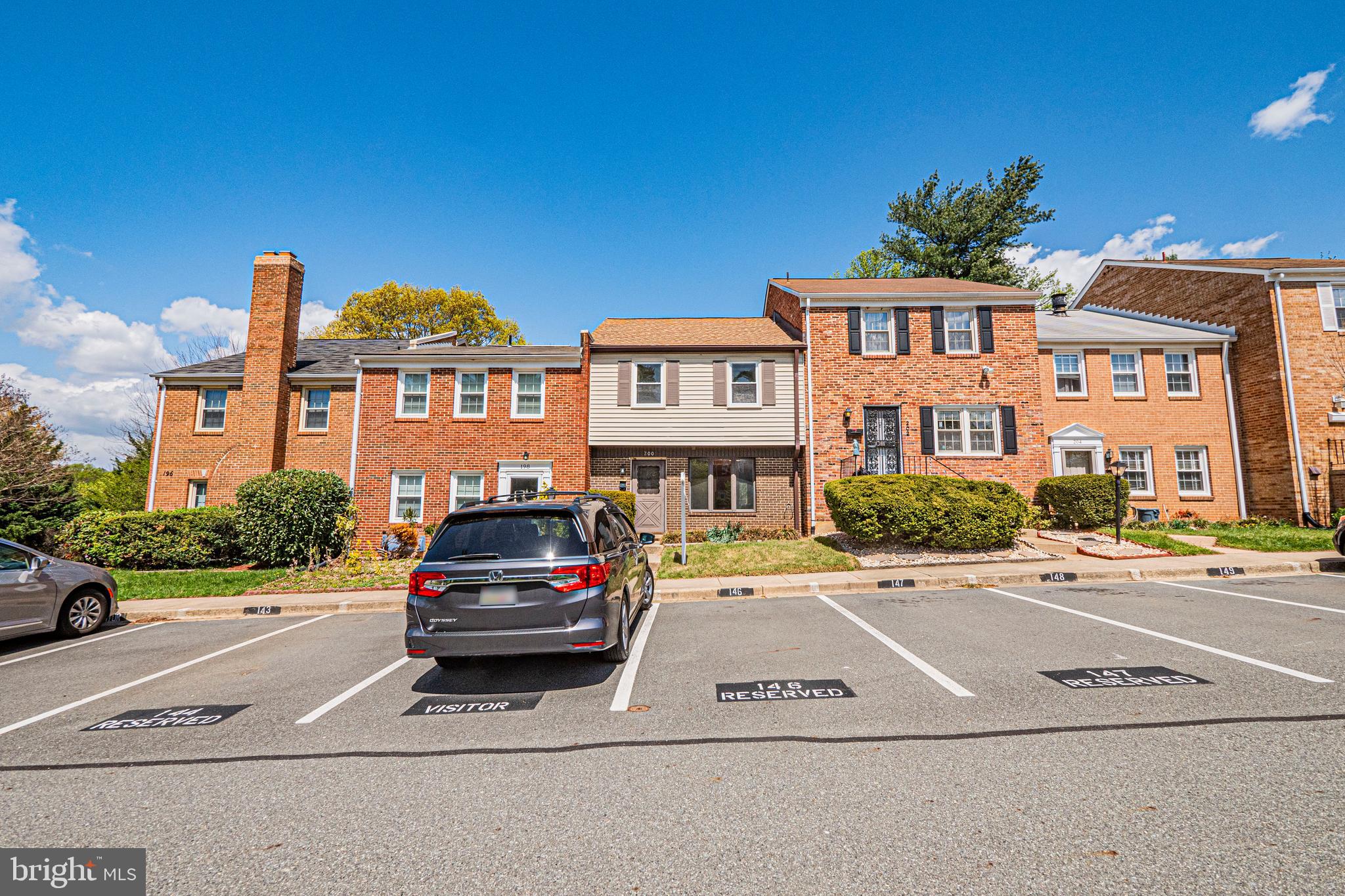 SHADY GROVE VILLAGE - Residential