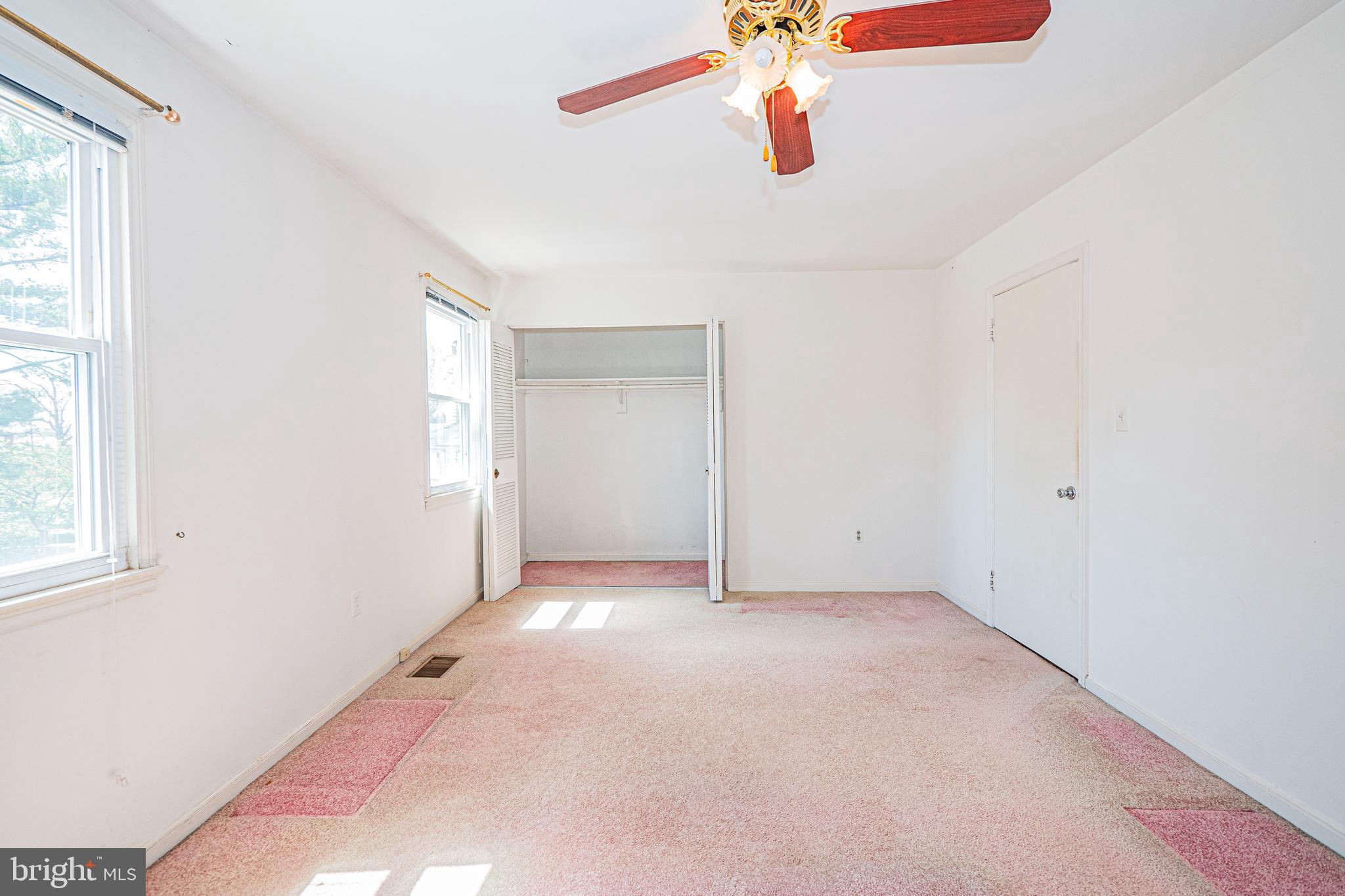 SHADY GROVE VILLAGE - Residential