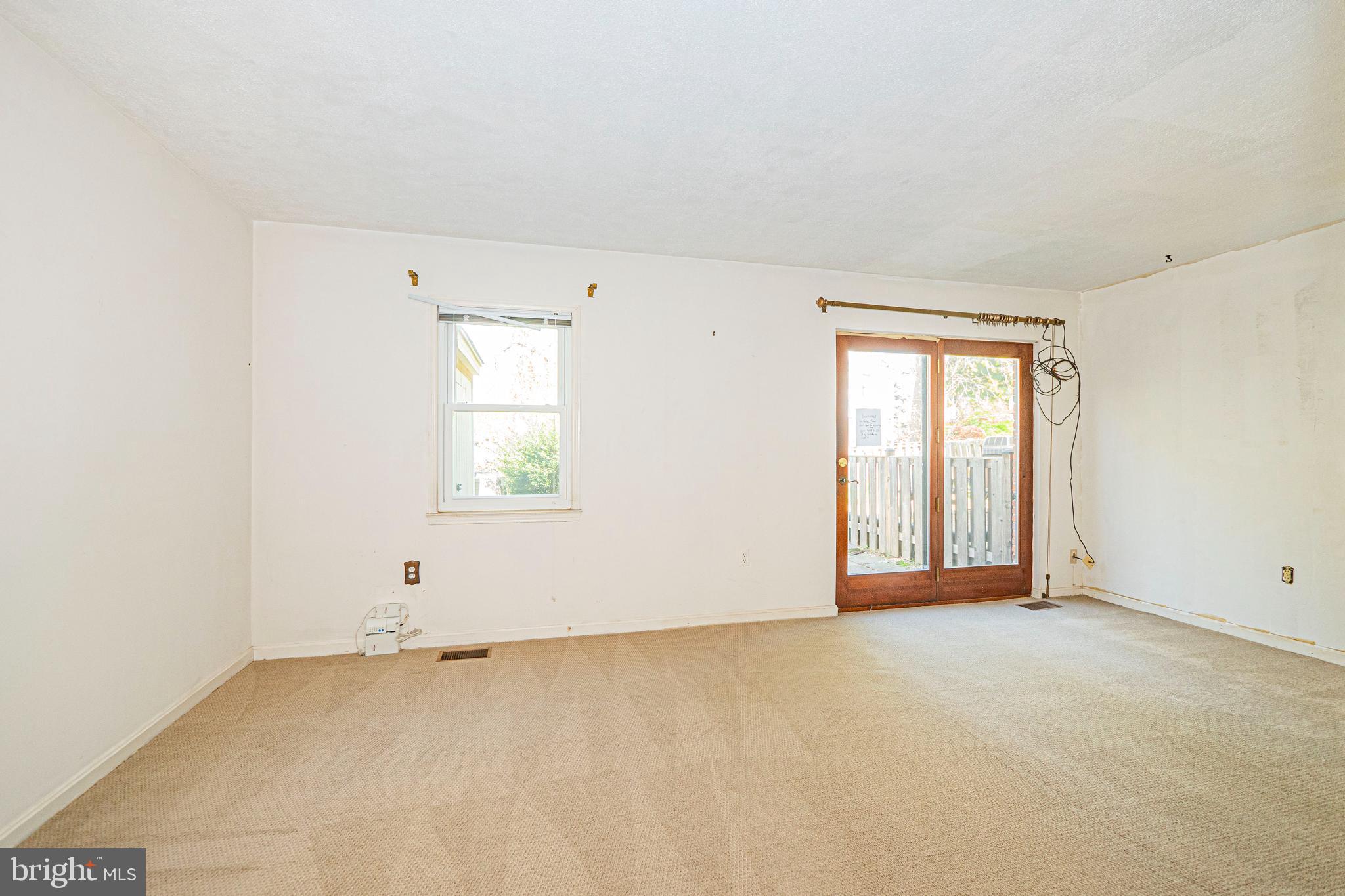 SHADY GROVE VILLAGE - Residential