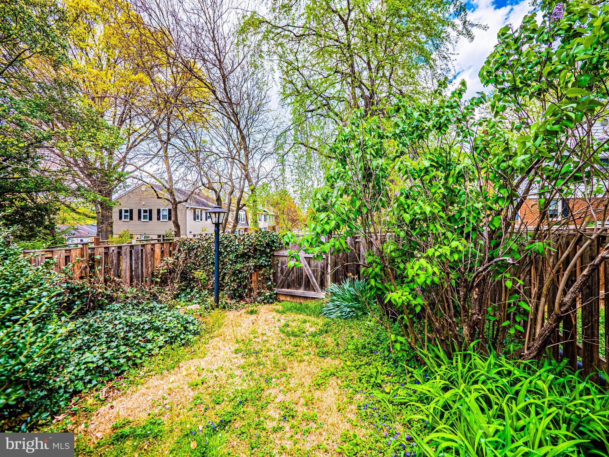 SHADY GROVE VILLAGE - Residential