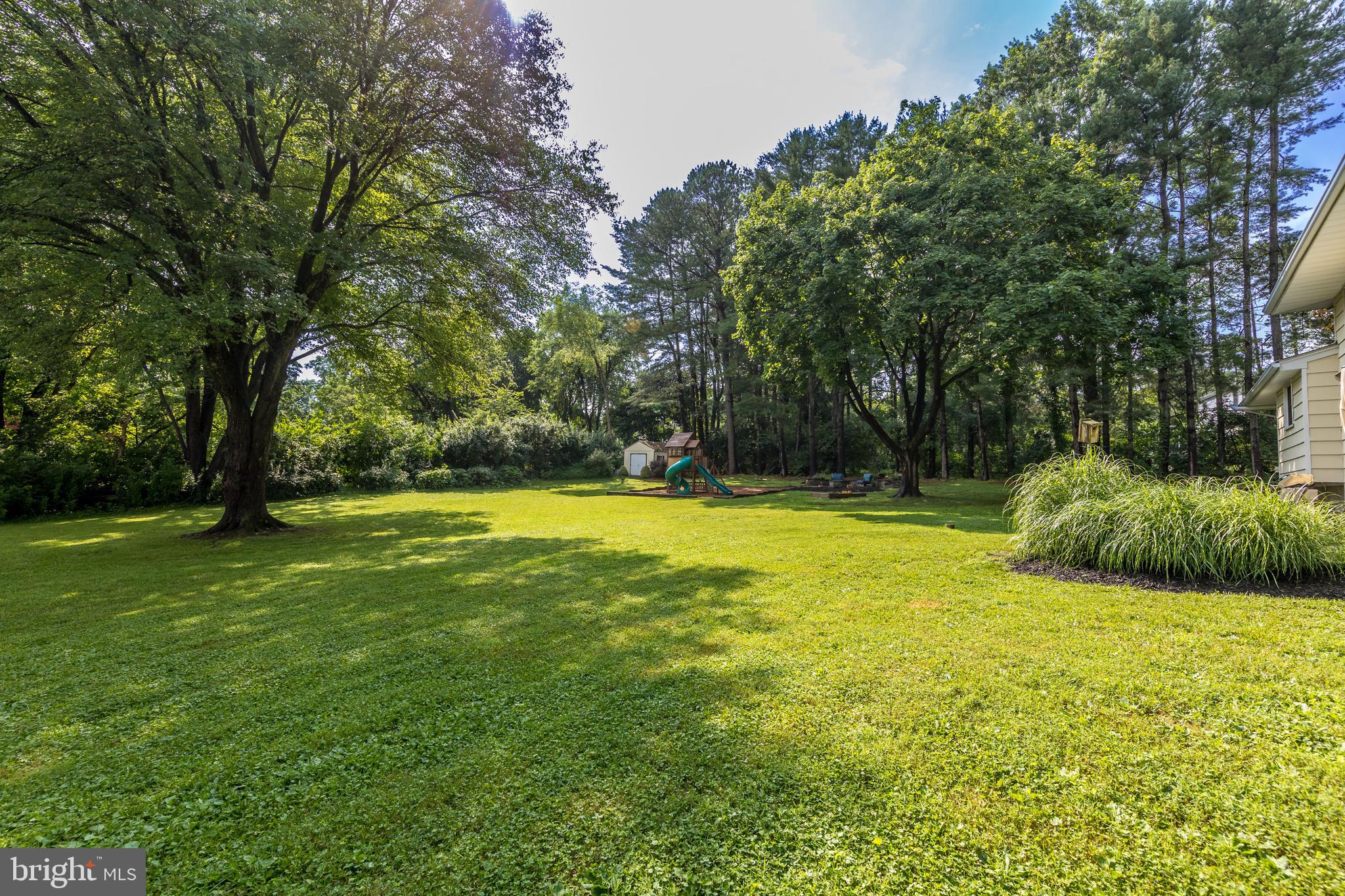 2361 NORTHCLIFF DRIVE