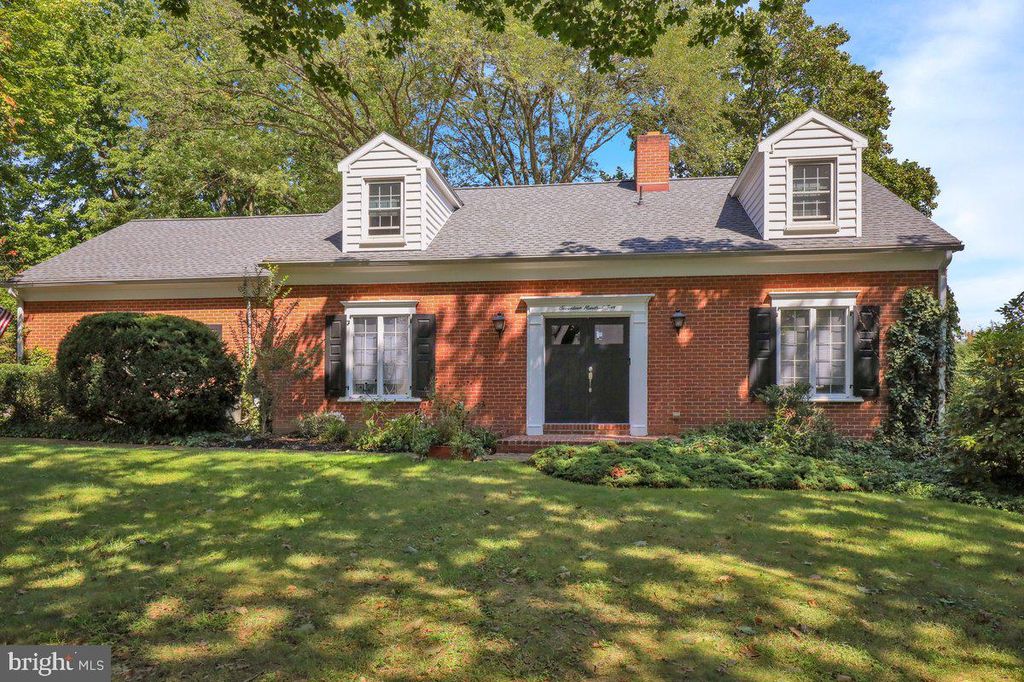 Photo of 1705 Wheatland Avenue, LANCASTER, PA 17603 (MLS # PALA2076072)