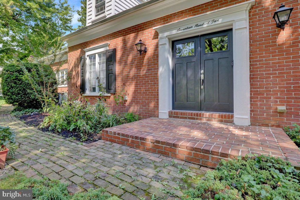 Photo of 1705 Wheatland Avenue, LANCASTER, PA 17603 (MLS # PALA2076072)