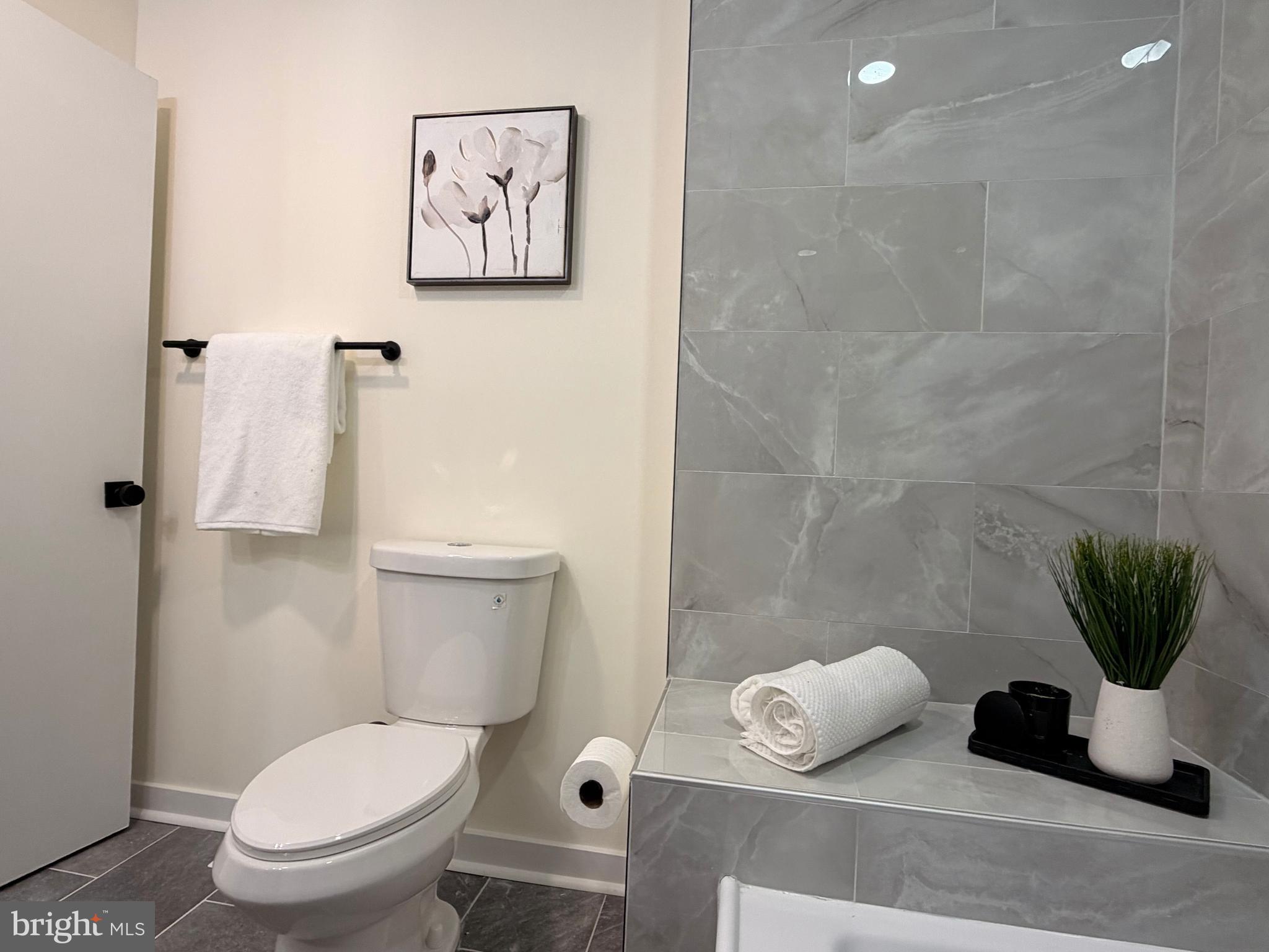 POOKS HILL - Residential