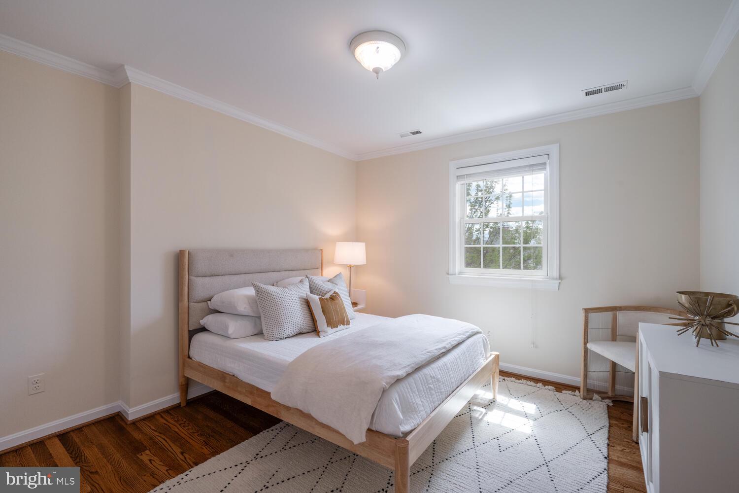 BARCROFT - Residential