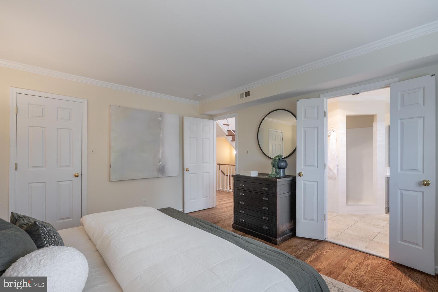 BARCROFT - Residential