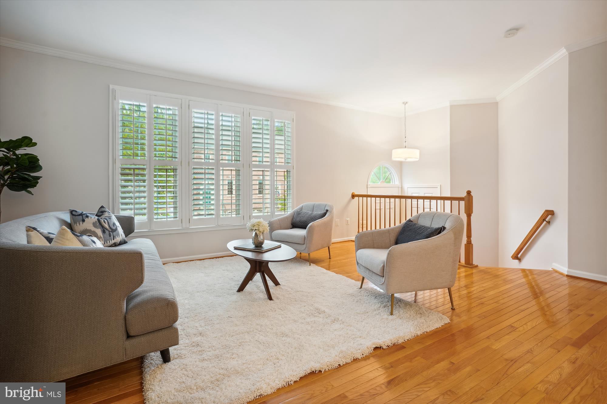 CRESTMONT TOWNHOUSES - Residential