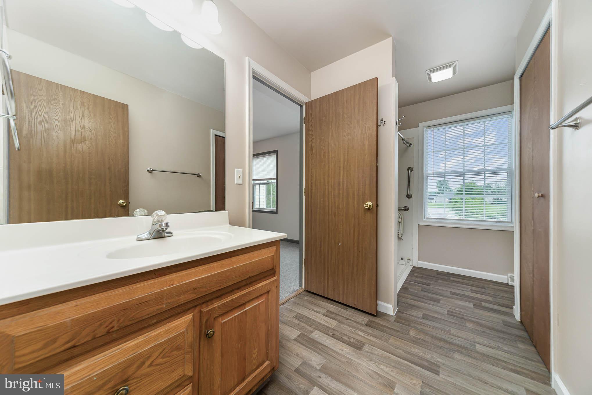 MAYTOWN - Residential