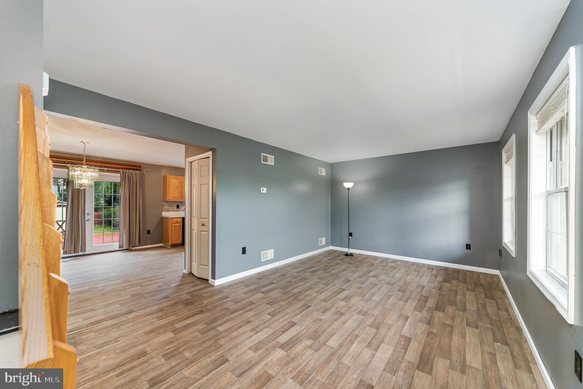 MAYTOWN - Residential