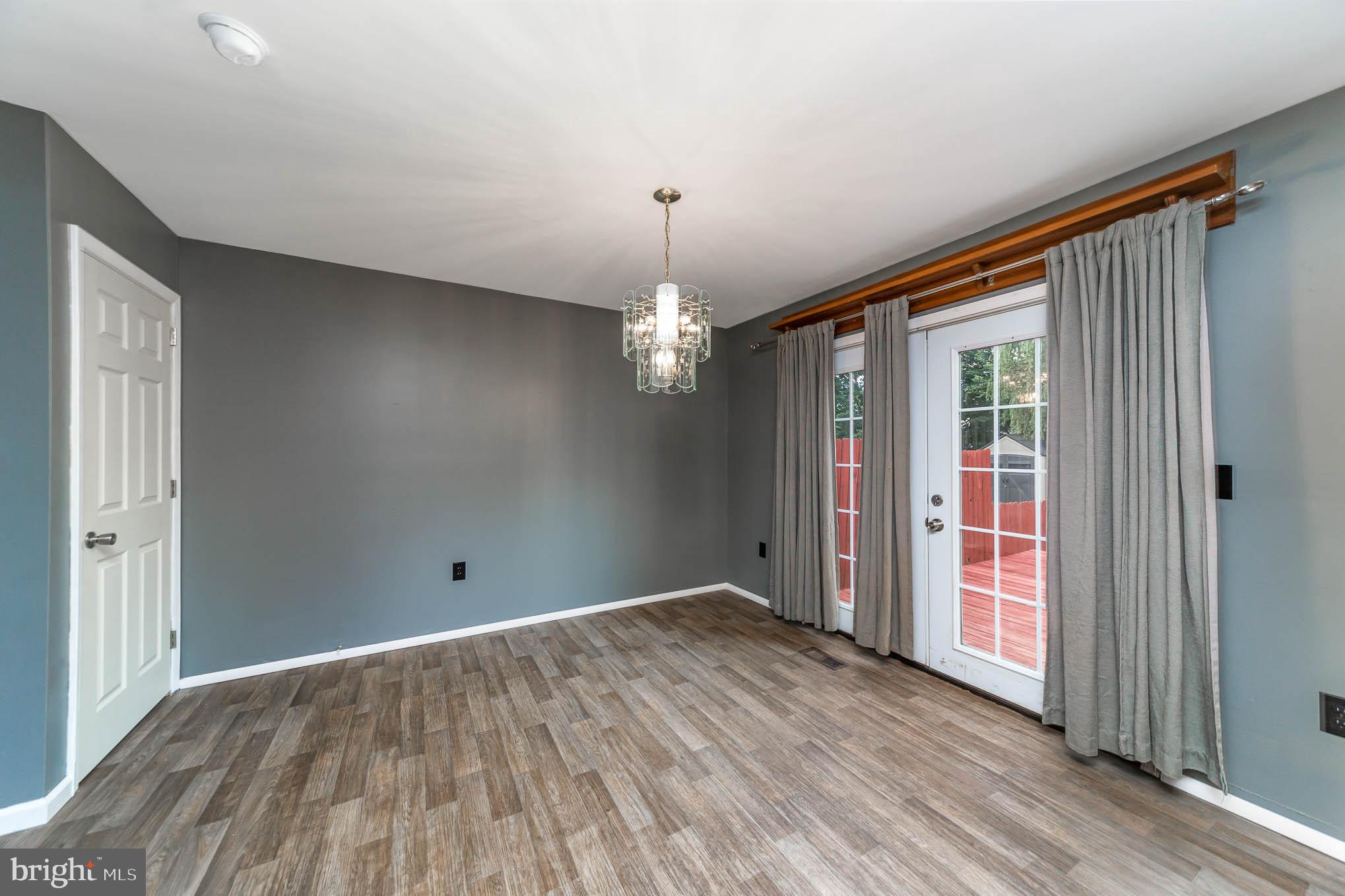 MAYTOWN - Residential